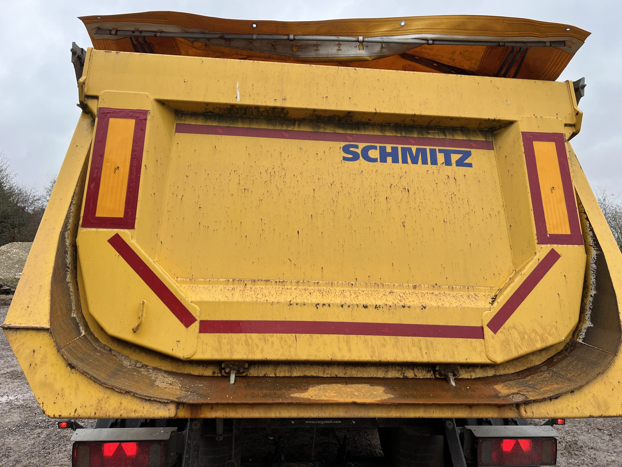 SCHMITZ SGF*S3 TRAILER 2017 - used trucks for sale at J Hawes Ltd - view 9
