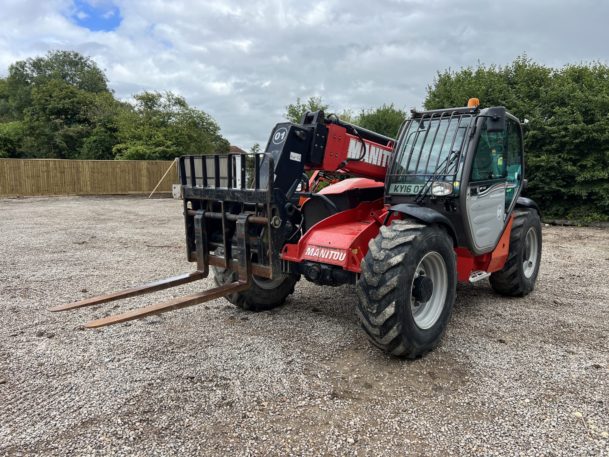MANITOU MT932 2016 - used plant for sale at J Hawes Ltd
