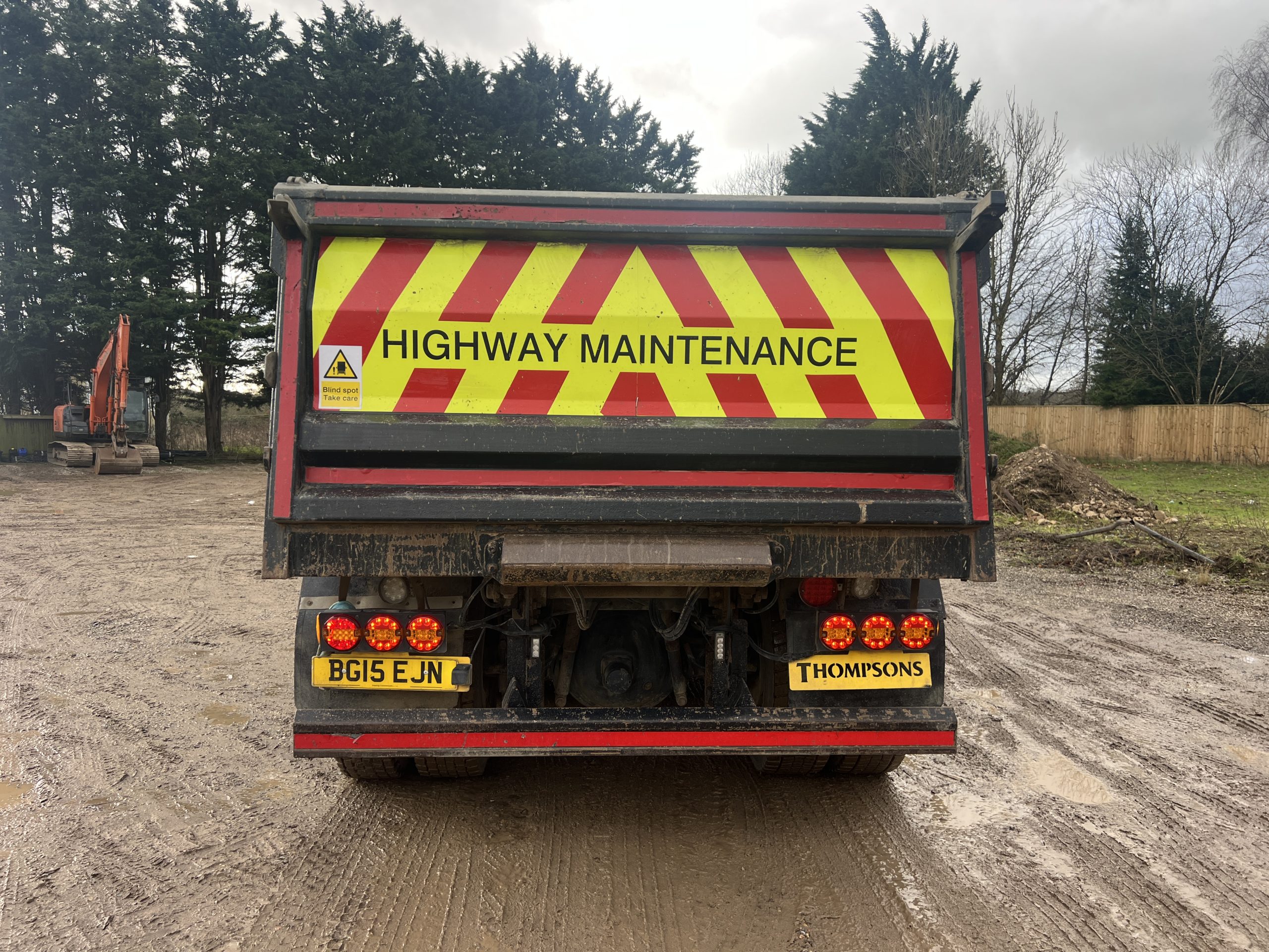 SCANIA P410 TIPPER 2015 - used trucks for sale at J Hawes Ltd - view 5
