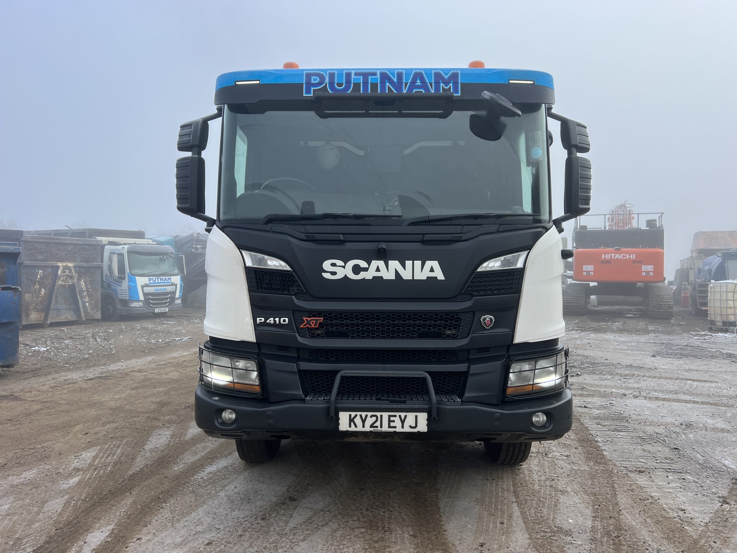 SCANIA XT P410 HOOK LOADER 2021 - used trucks for sale at J Hawes Ltd - view 3