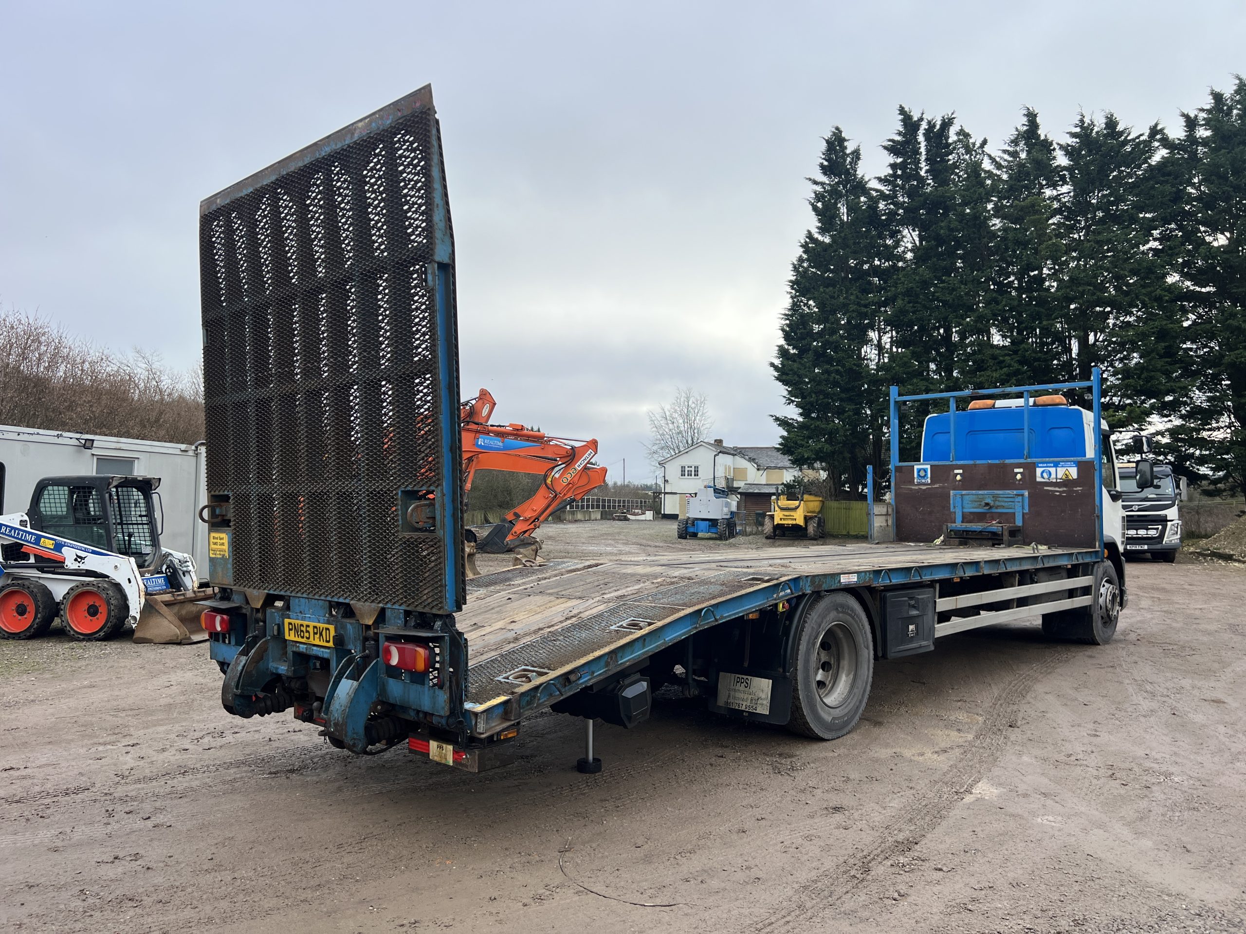 DAF LF 220 4X2 2015 - used trucks for sale at J Hawes Ltd - view 8