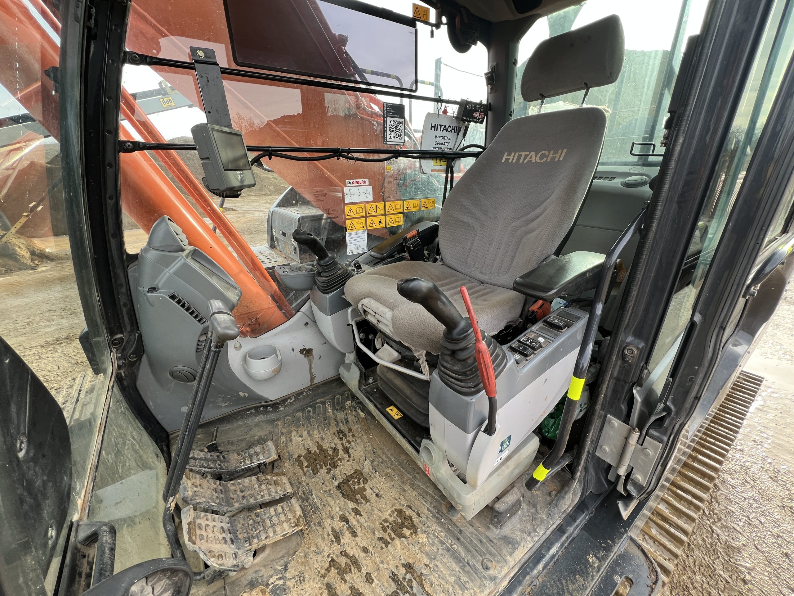HITACHI ZX350LC-6 2019 - used plant for sale at J Hawes Ltd - view 21