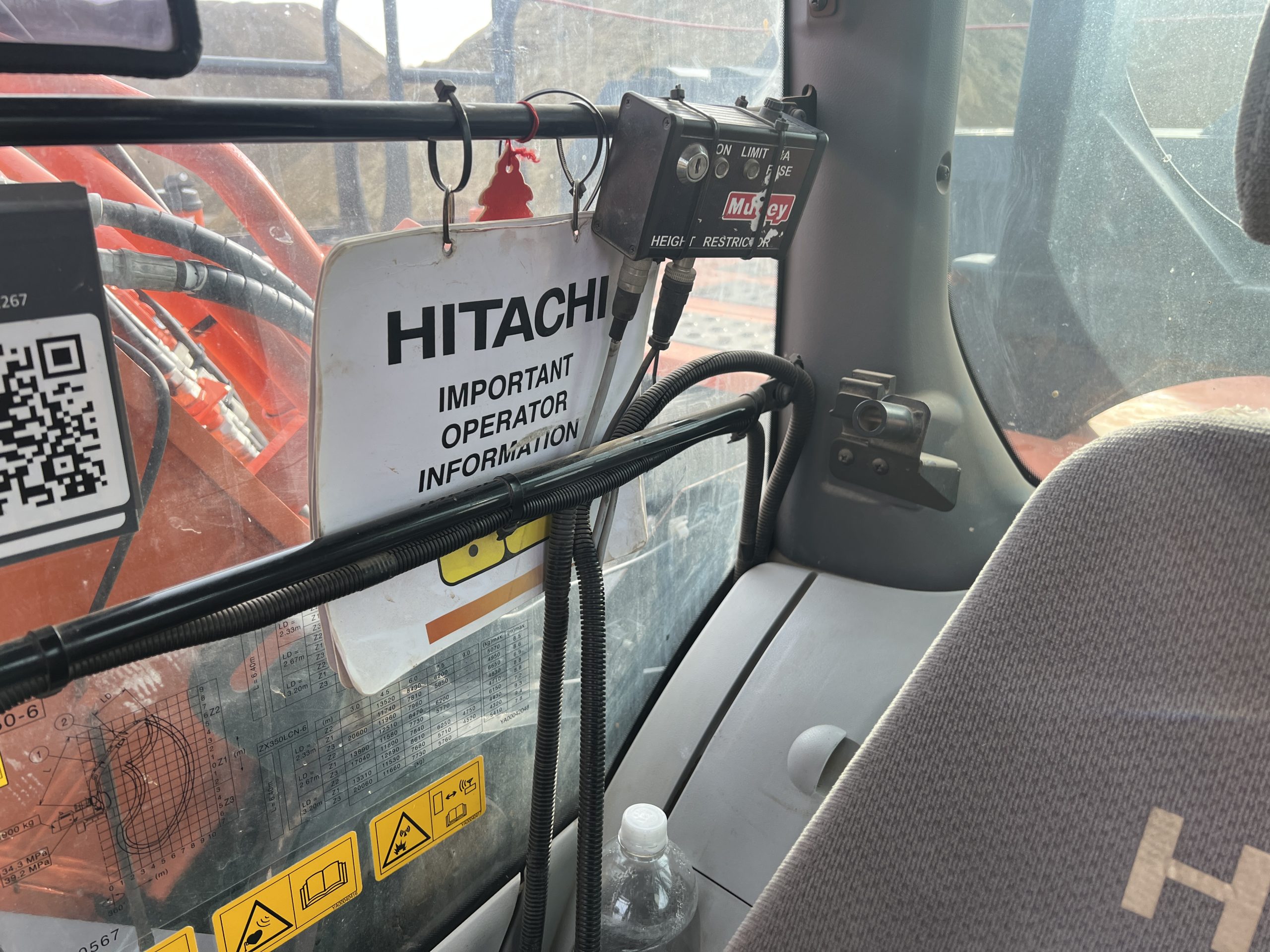 HITACHI ZX350LC-6 2019 - used plant for sale at J Hawes Ltd - view 23