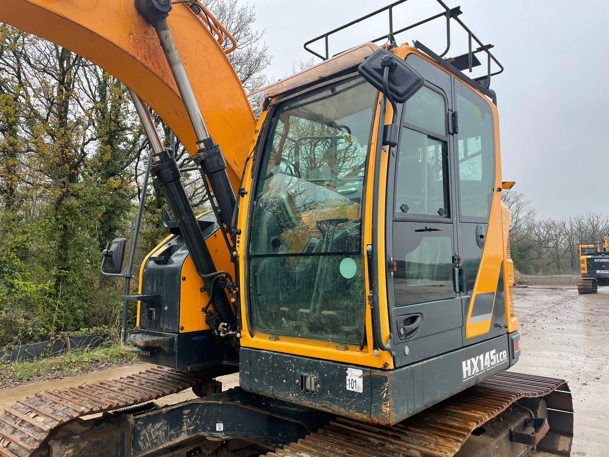 HYUNDAI HX145LCR - used plant for sale at J Hawes Ltd - view 7