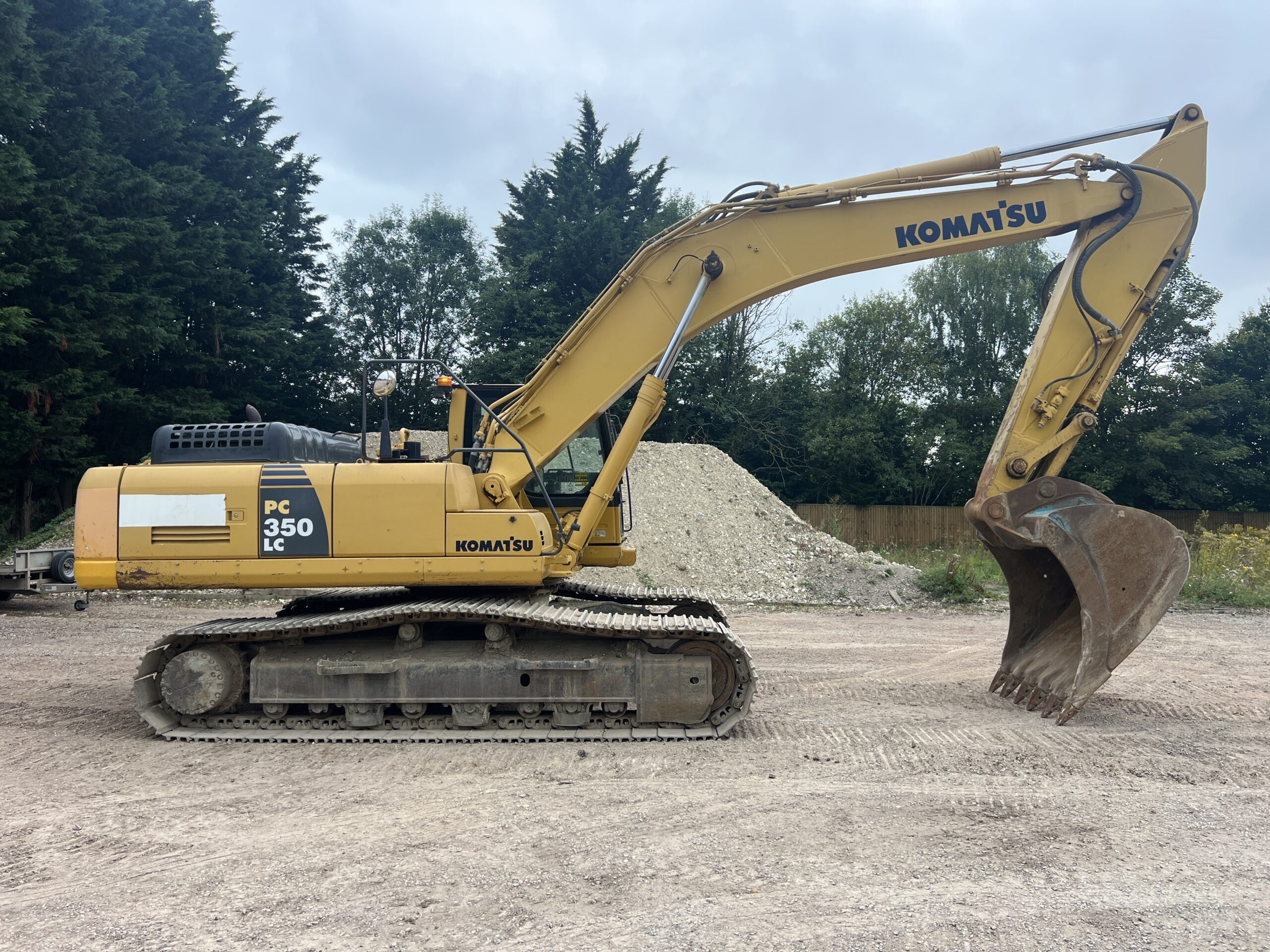 KOMATSU PC350LC-8 2011 - used plant for sale at J Hawes Ltd