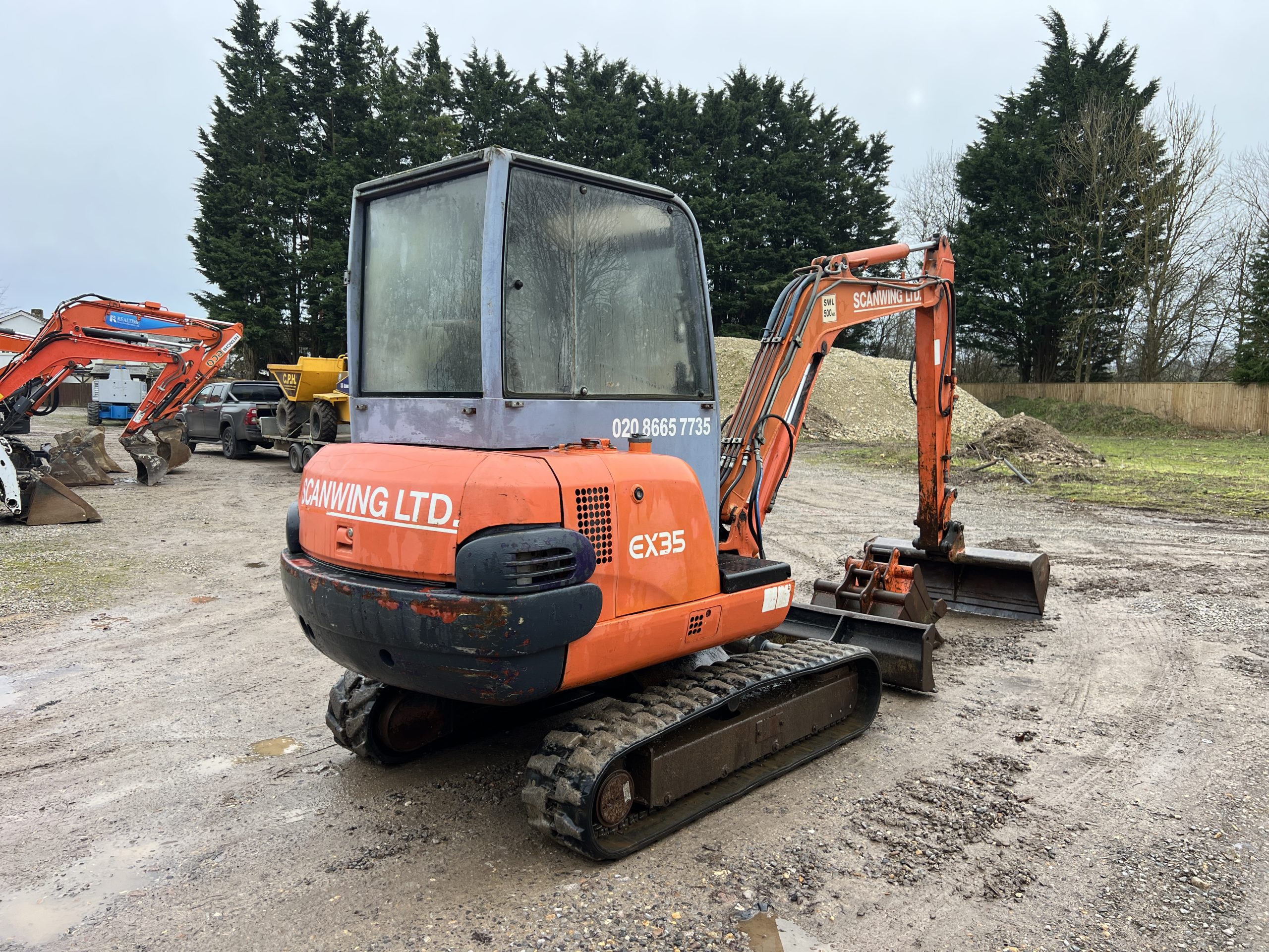 HITACHI EX35-2 MINI DIGGER 2001 - used plant for sale at J Hawes Ltd - view 5