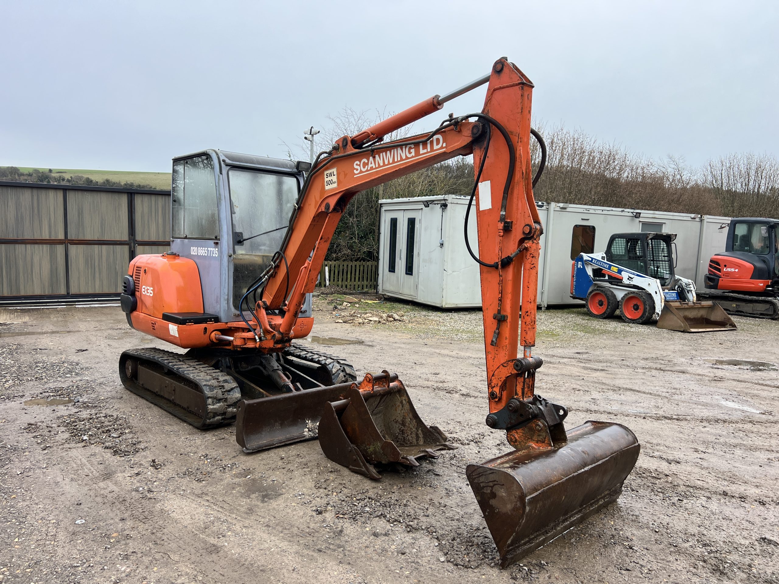 HITACHI EX35-2 MINI DIGGER 2001 - used plant for sale at J Hawes Ltd - view 7