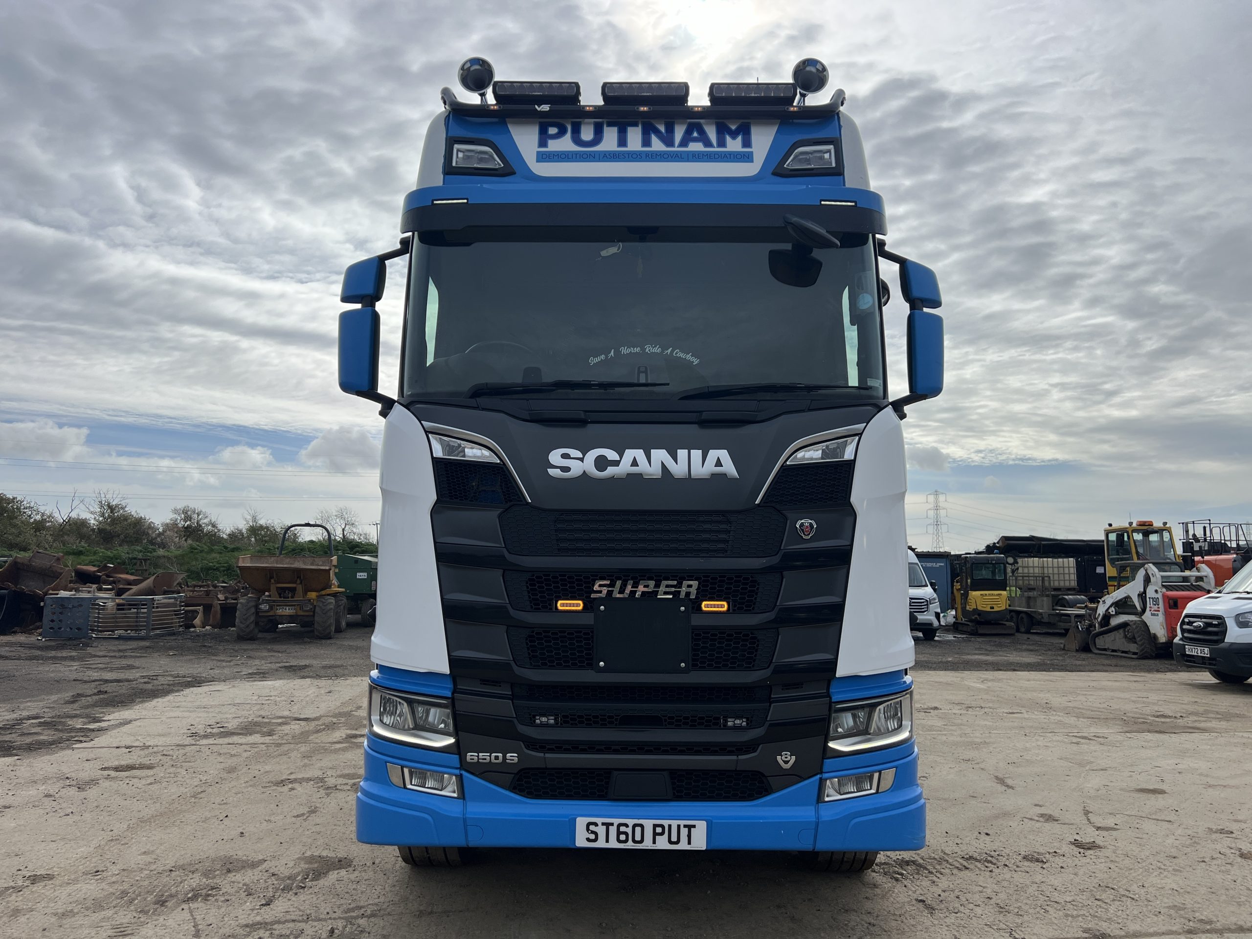 80T SCANIA 650S V8 - used trucks for sale at J Hawes Ltd - view 2