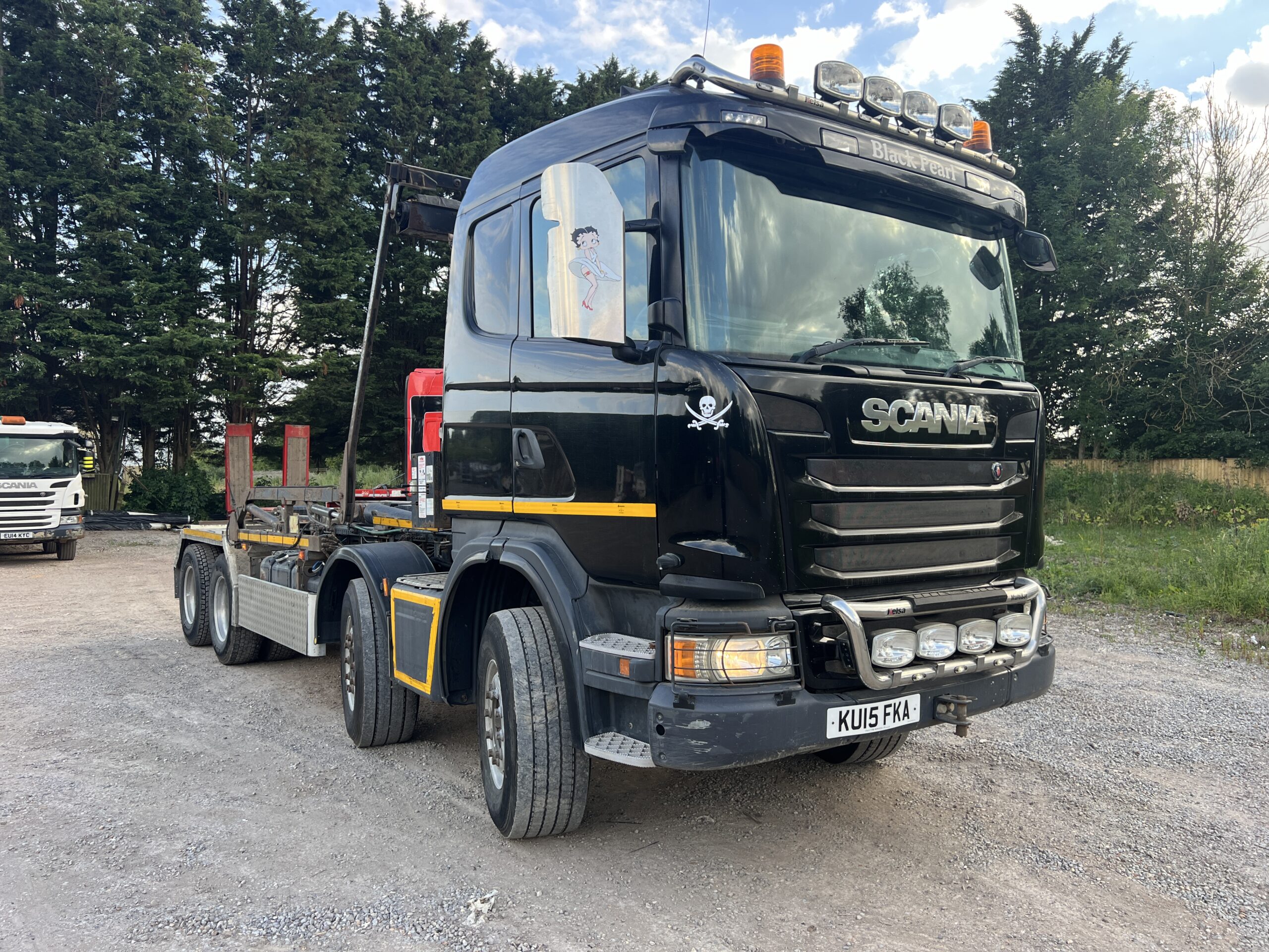 SCANIA G450 8X4 HOOK LORRY 2015 - used trucks for sale at J Hawes Ltd