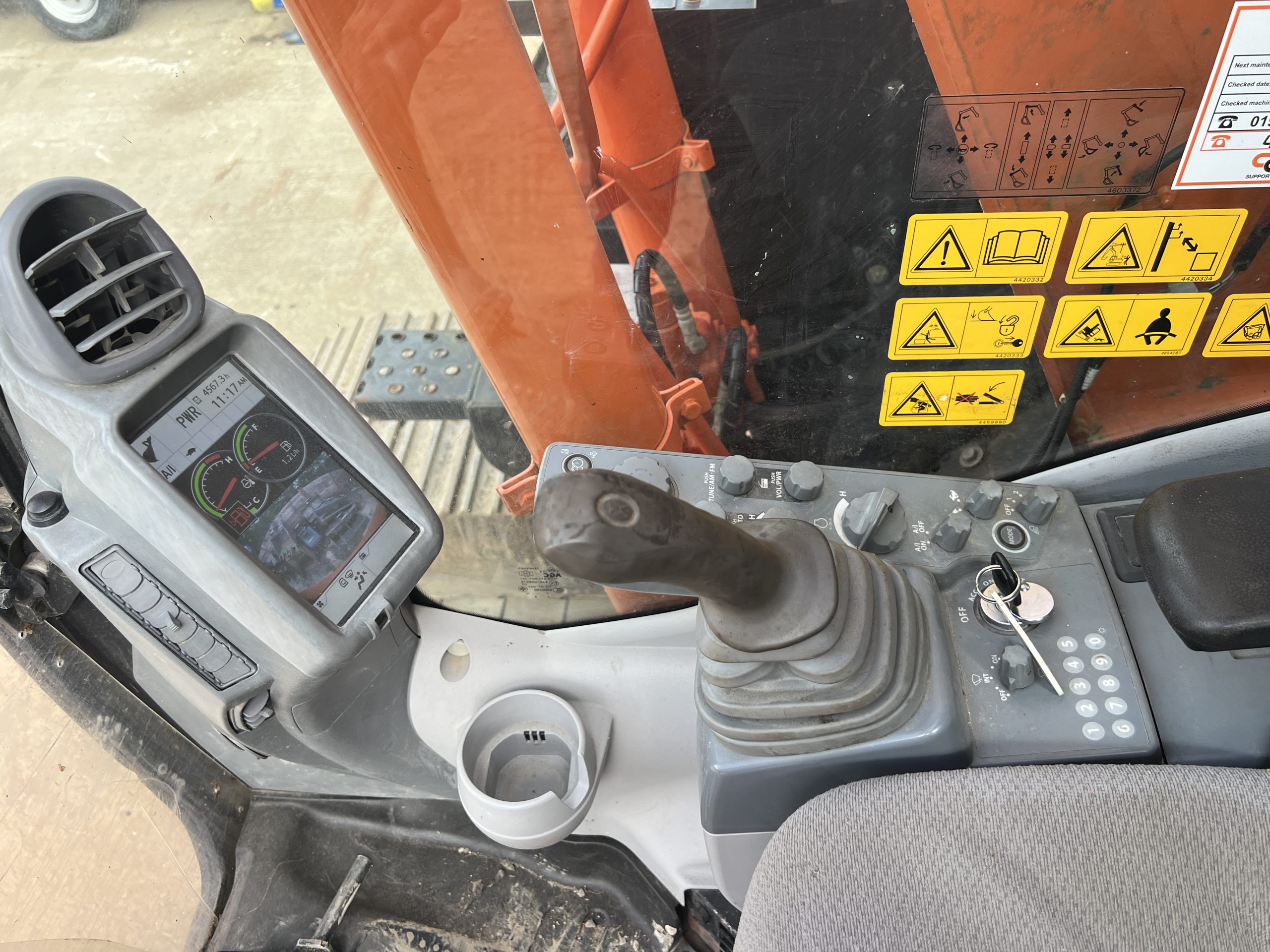HITACHI ZX135US-5B 2015 - used plant for sale at J Hawes Ltd - view 9