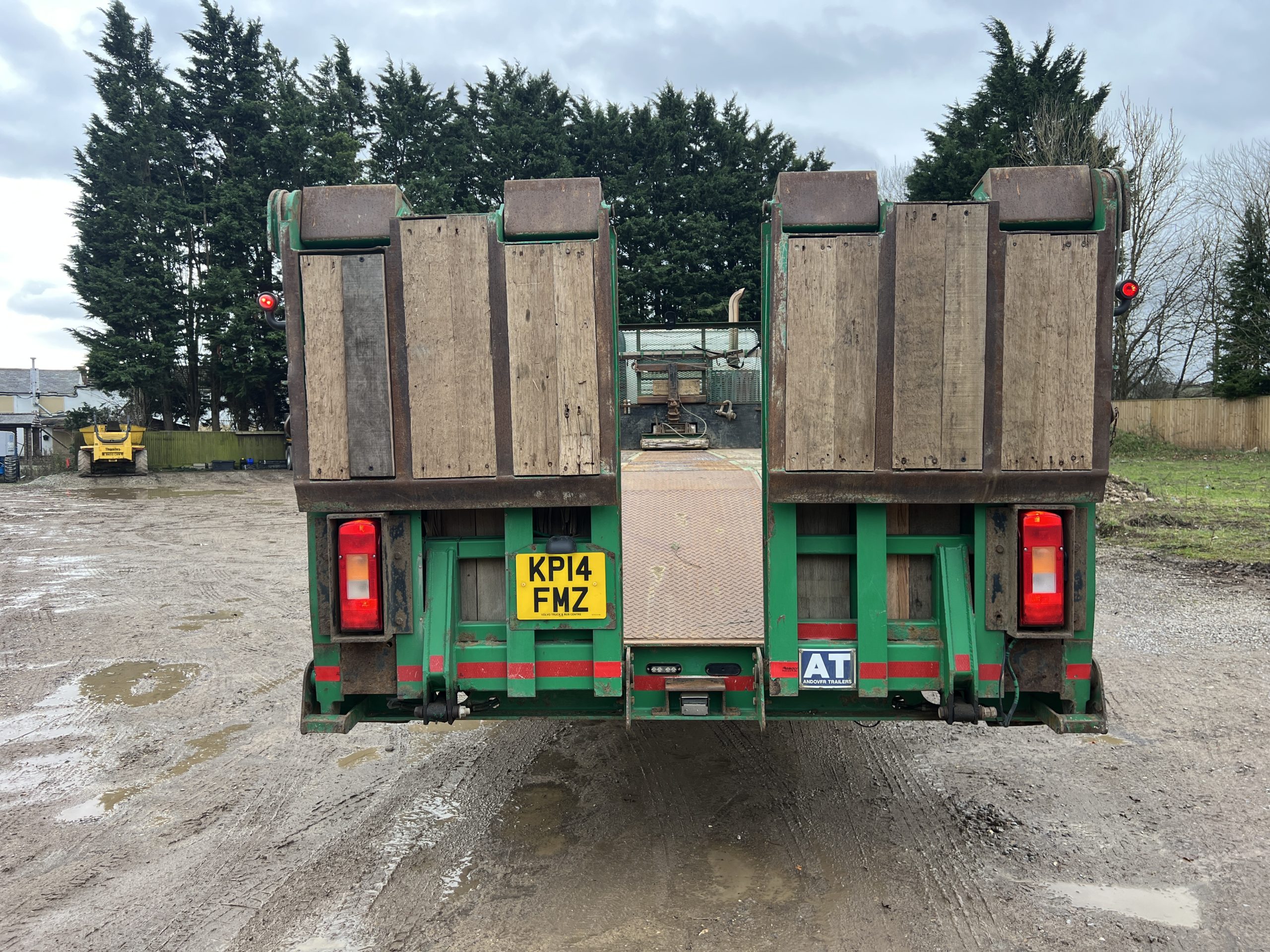 VOLVO FM PLANT LORRY 2014 - used trucks for sale at J Hawes Ltd - view 7