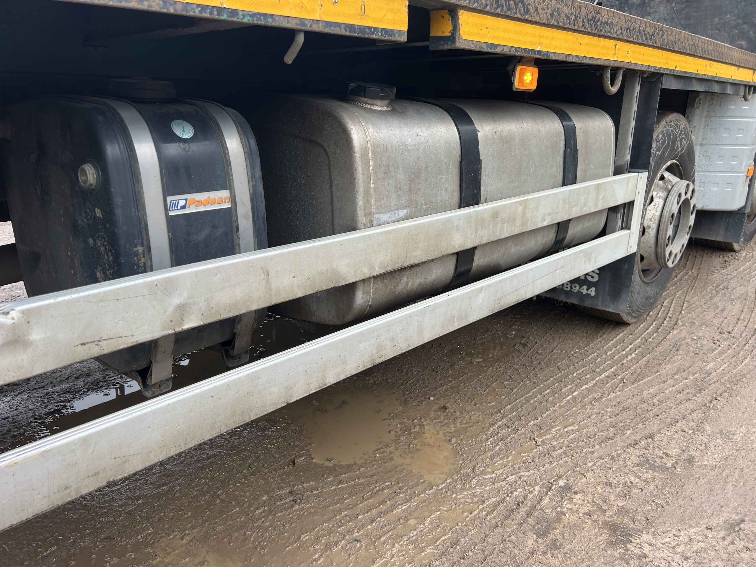 VOLVO FM PLANT LORRY 2014 - used trucks for sale at J Hawes Ltd - view 13