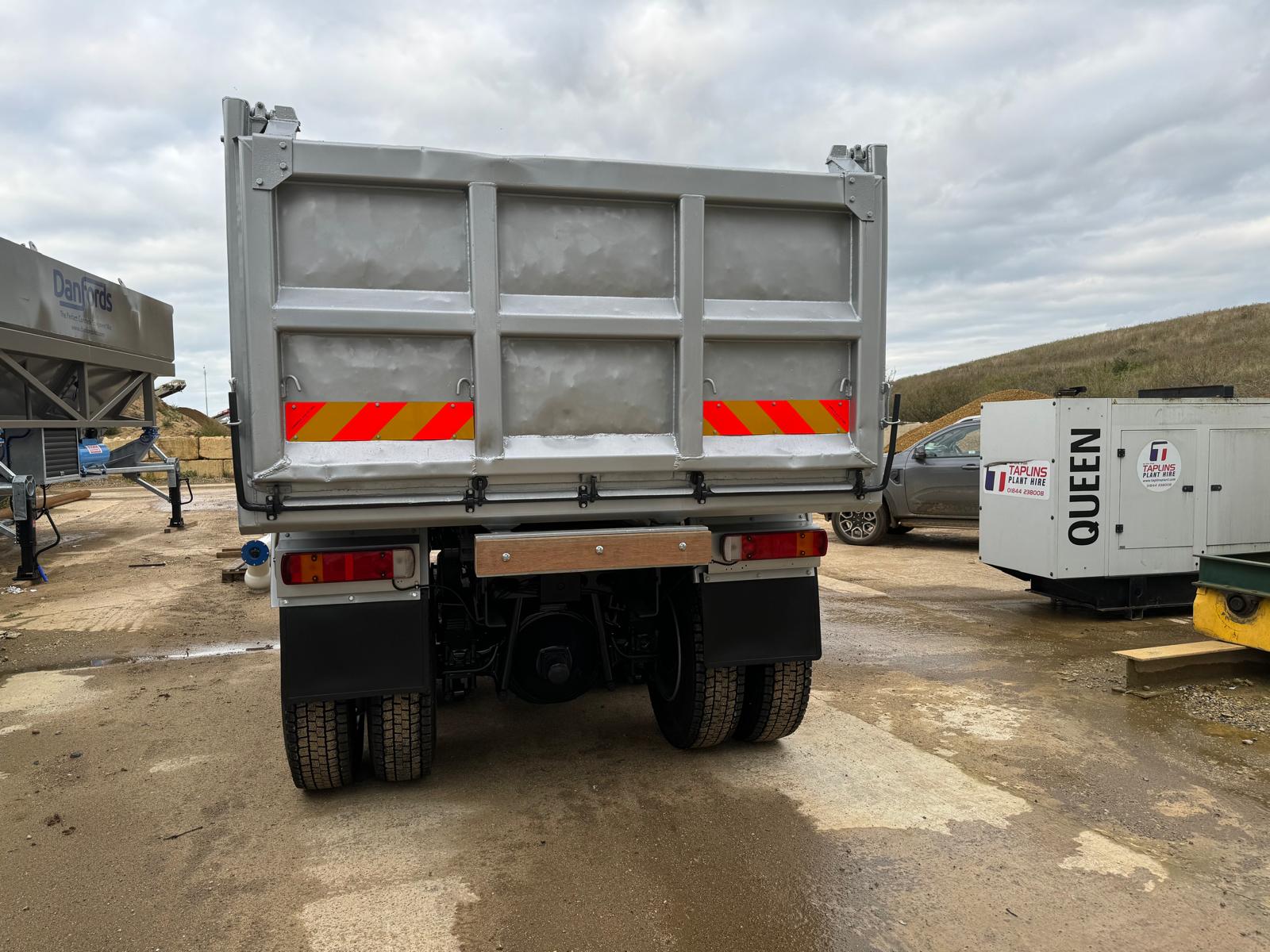 SCANIA T-CAB TIPPER 2003 - used trucks for sale at J Hawes Ltd - view 17