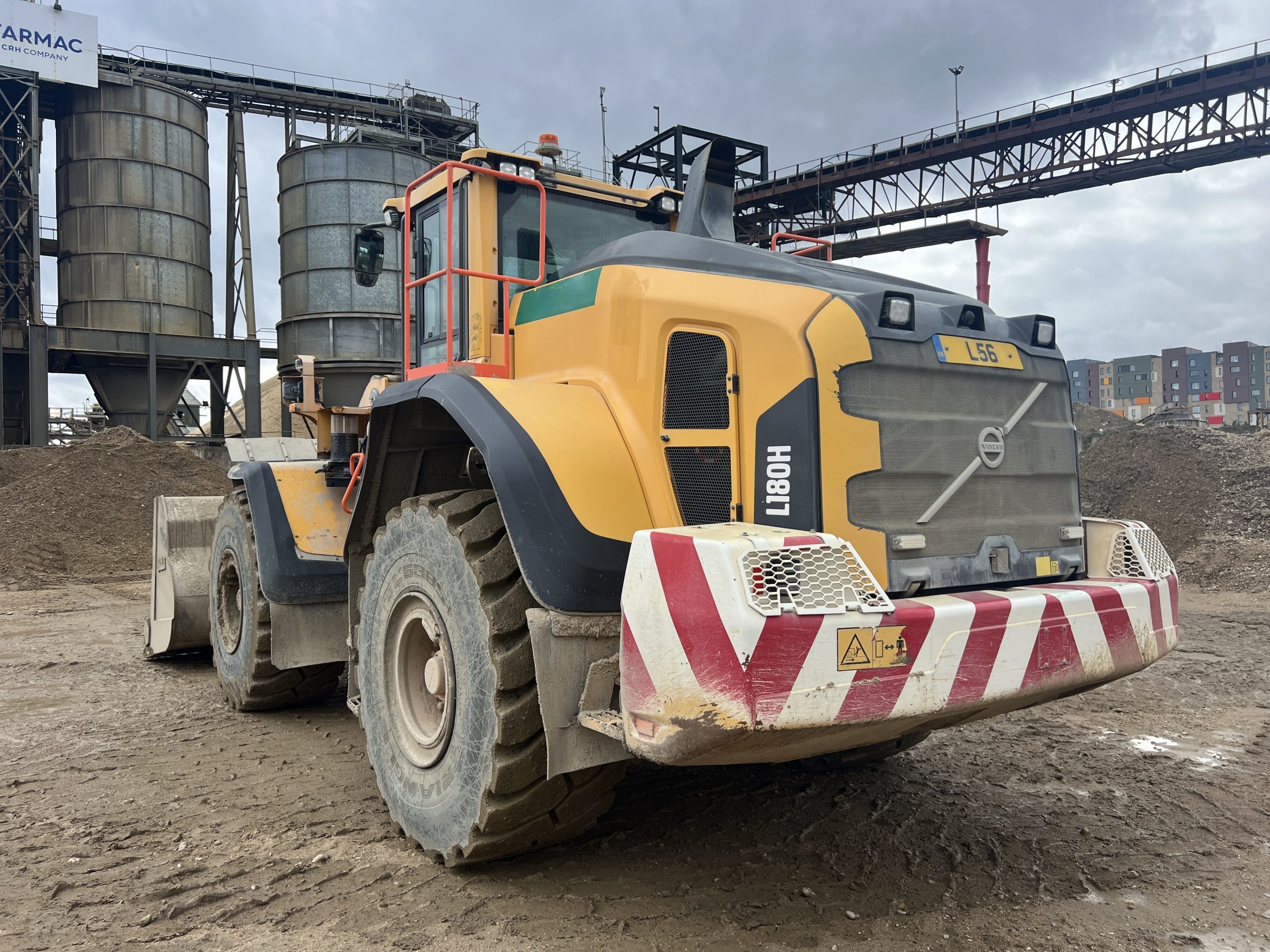 VOLVO L180H LOADING SHOVEL - used plant for sale at J Hawes Ltd - view 6