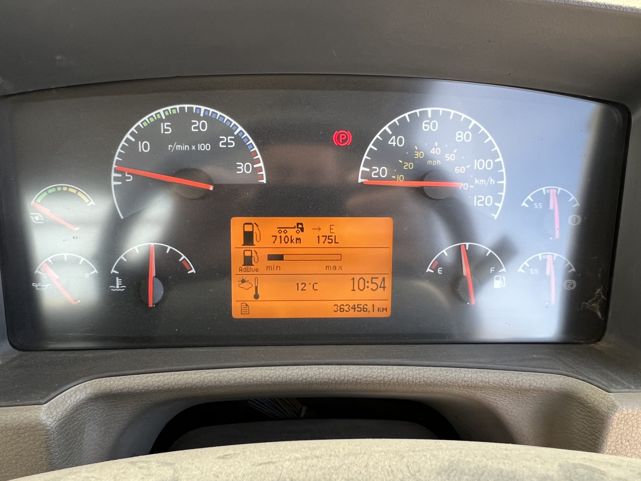 VOLVO FL240 PLANT LORRY 2013 - used trucks for sale at J Hawes Ltd - view 18