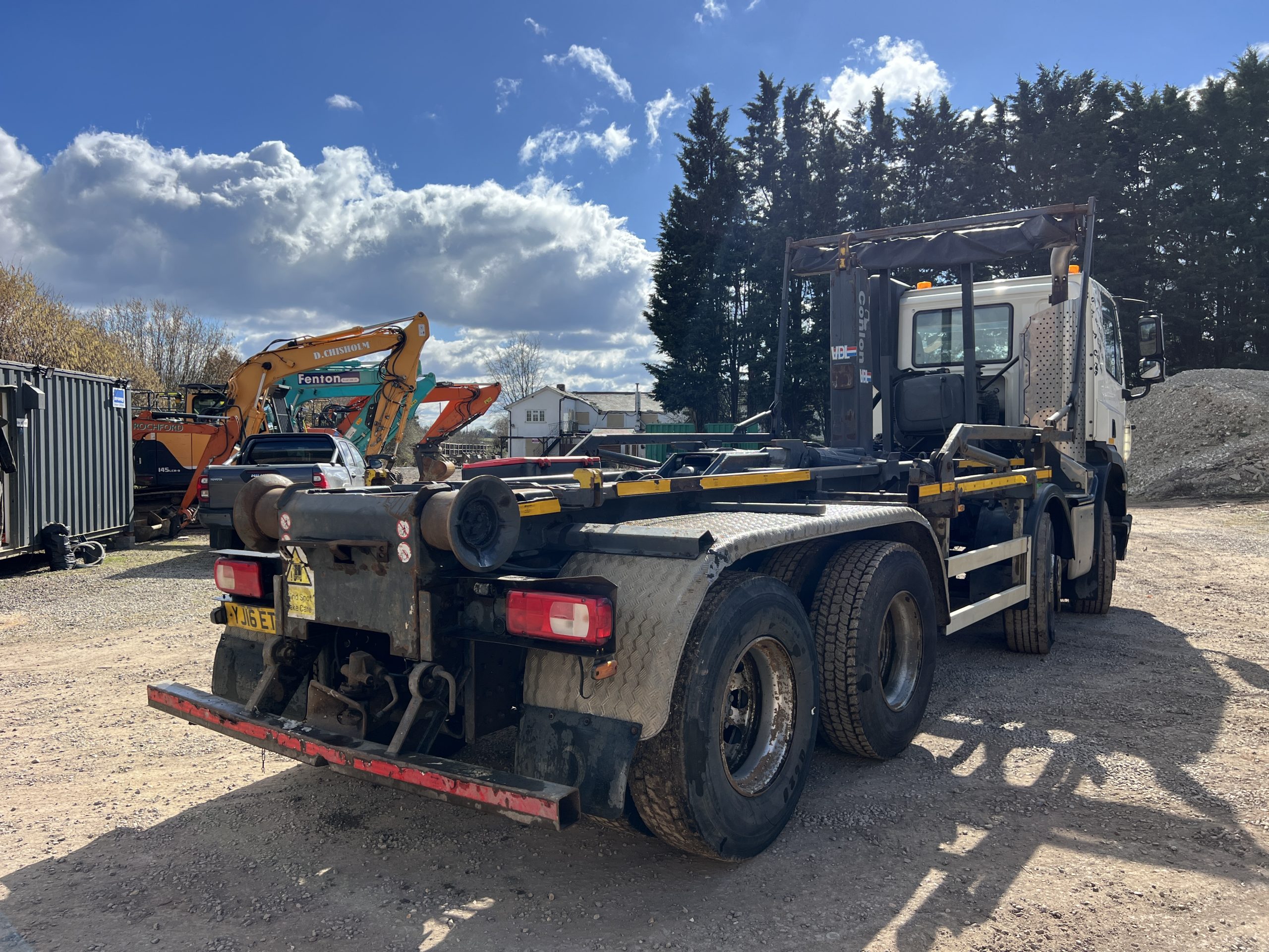 DAF CF400 HOOK LOADER 2016 - used trucks for sale at J Hawes Ltd - view 6