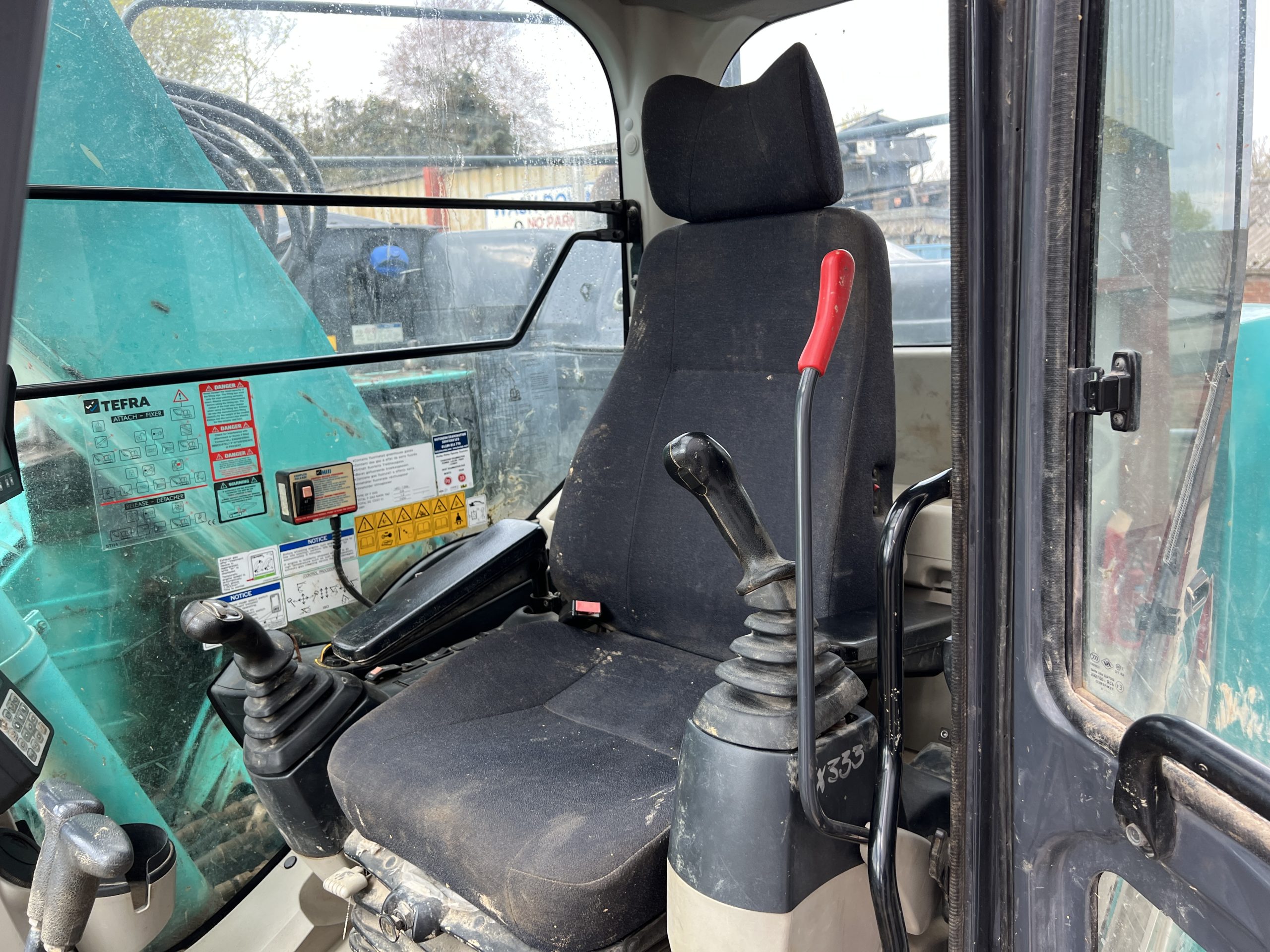 KOBELCO SK140SRLC-5 - used plant for sale at J Hawes Ltd - view 10