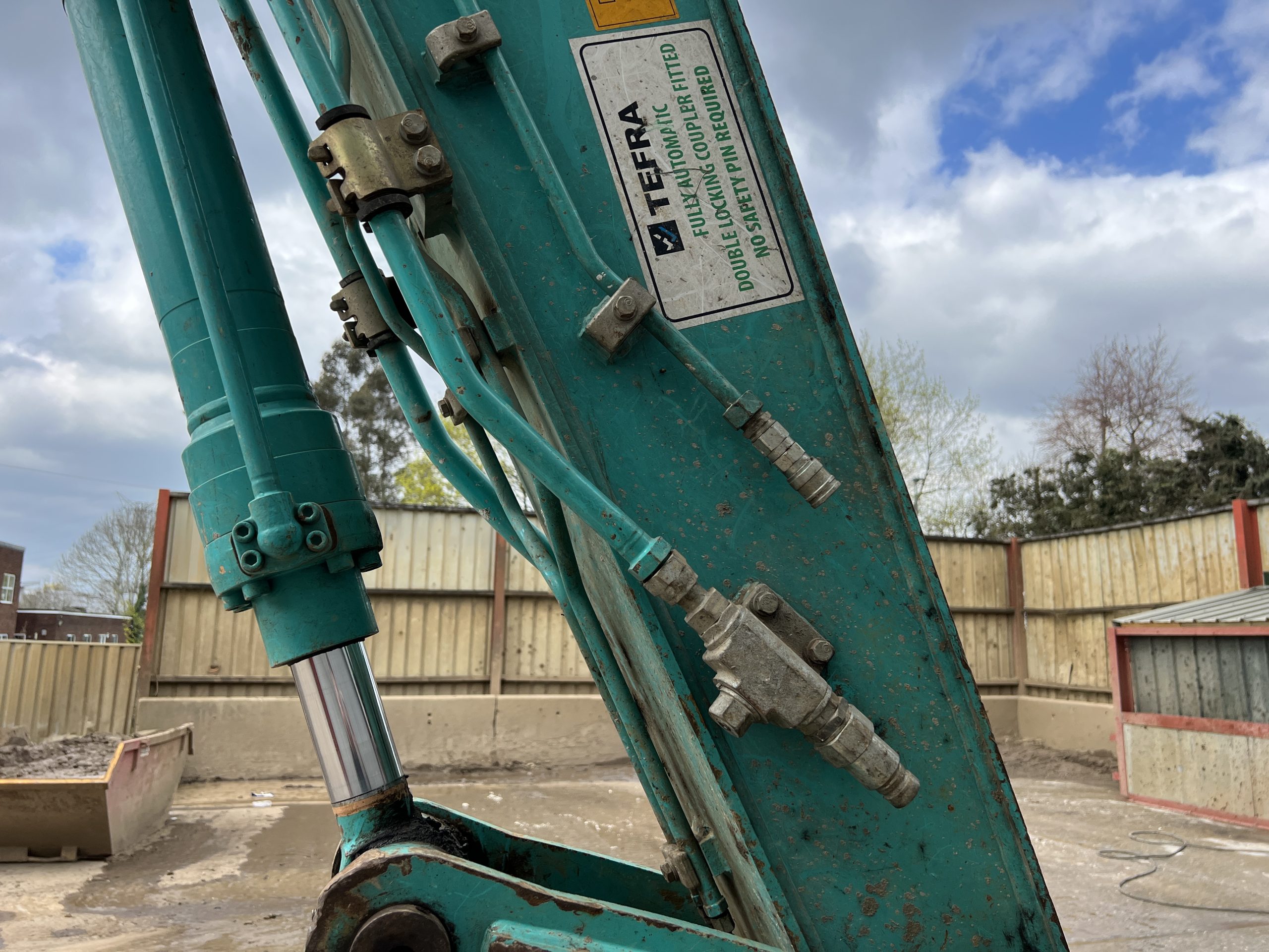 KOBELCO SK140SRLC-5 - used plant for sale at J Hawes Ltd - view 7