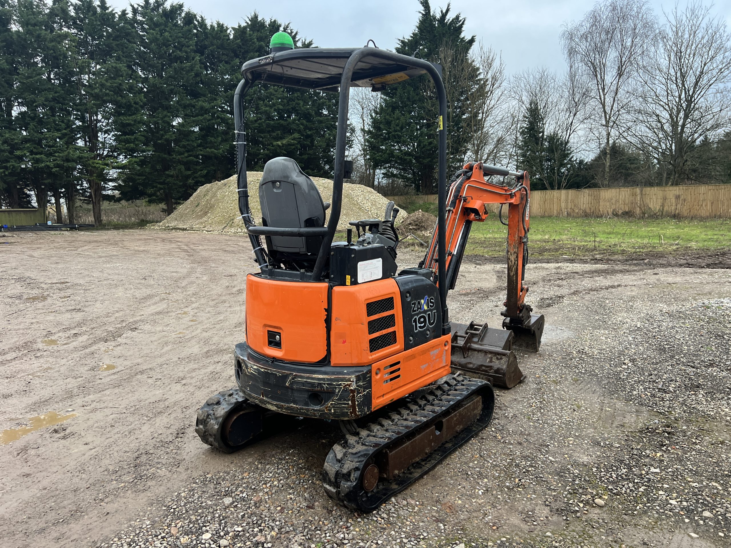 HITACHI ZX19U-5A 2018 - used plant for sale at J Hawes Ltd - view 6