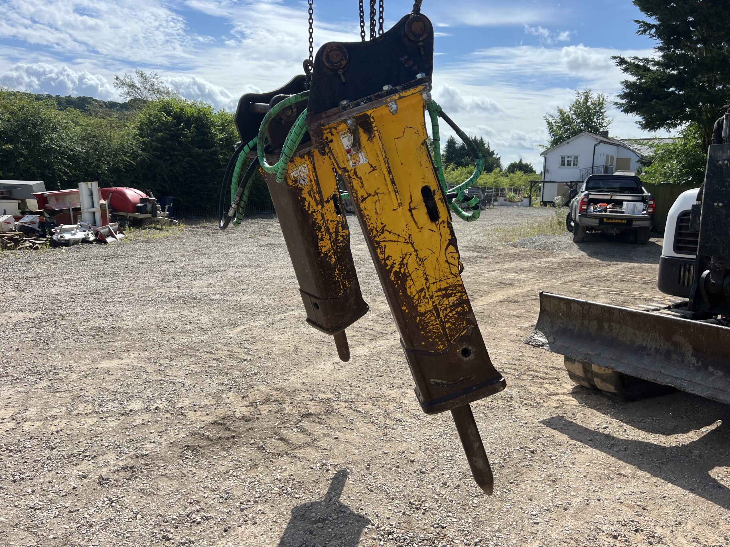 OKB 350 HYDRAULIC BREAKERS 2018 - used attachments & accessories for sale at J Hawes Ltd - view 2