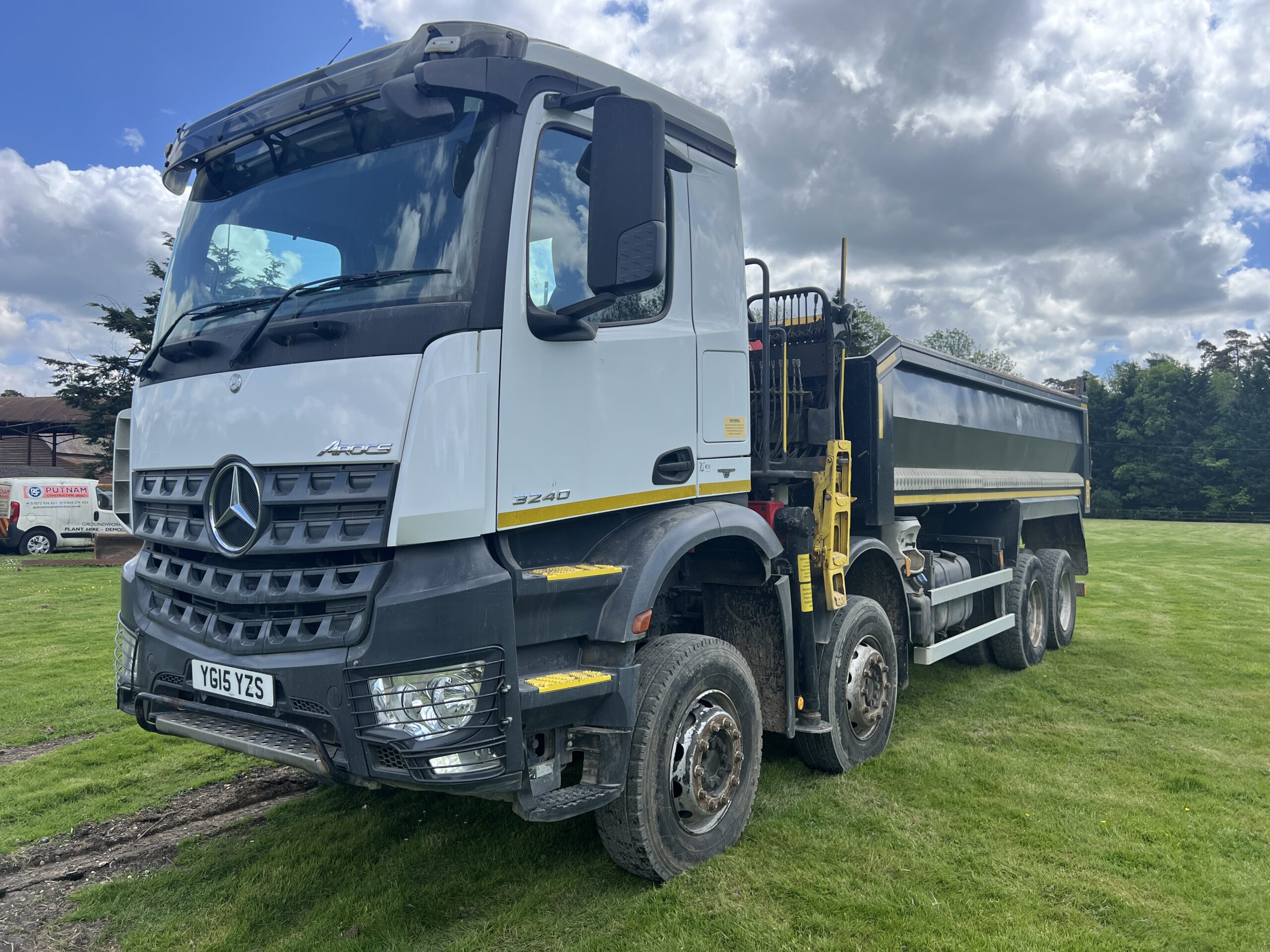 MERCEDES AROCS 3240 2015 - used trucks for sale at J Hawes Ltd - view 9