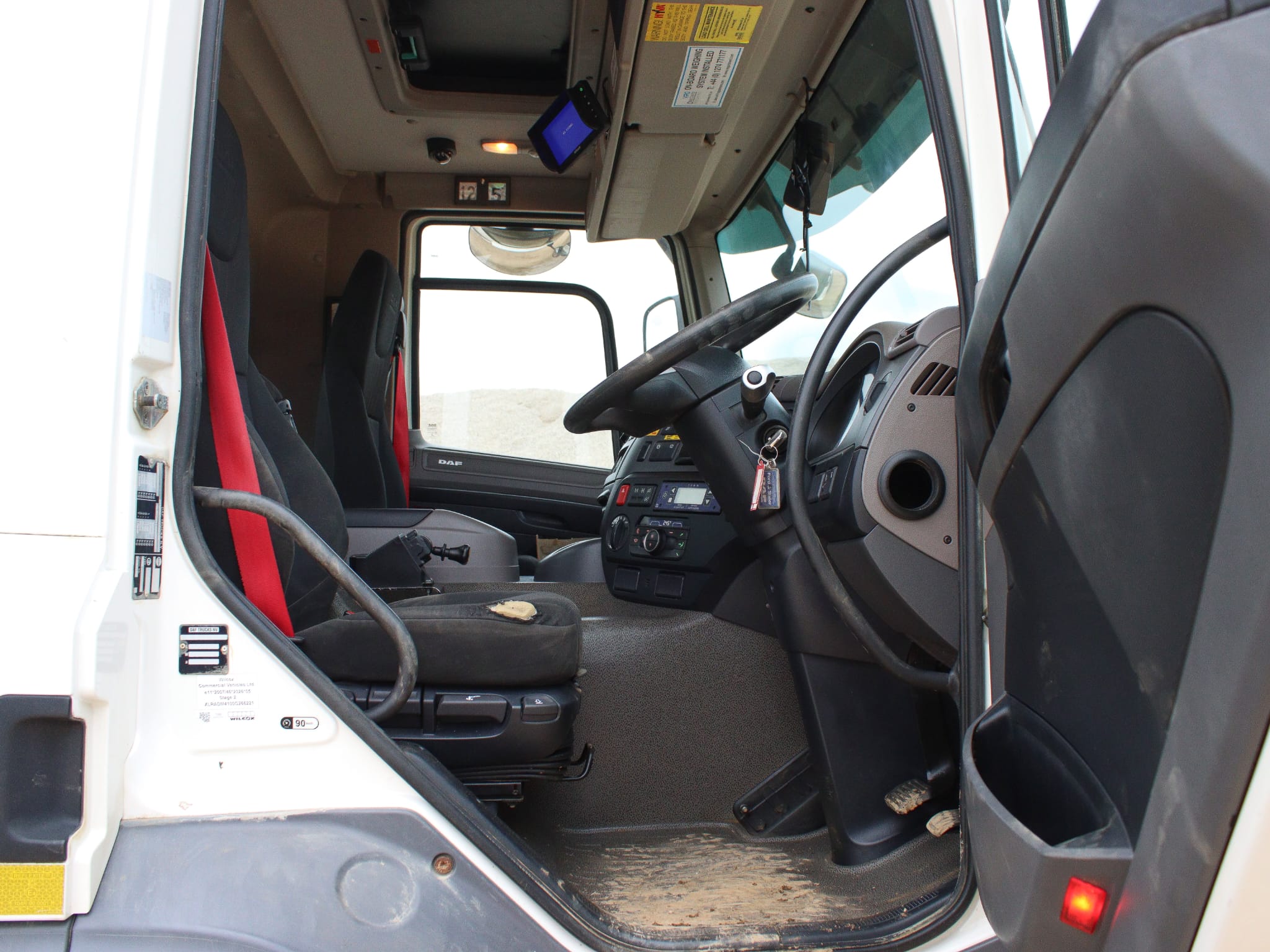 DAF CF450 TIPPER - used trucks for sale at J Hawes Ltd - view 16