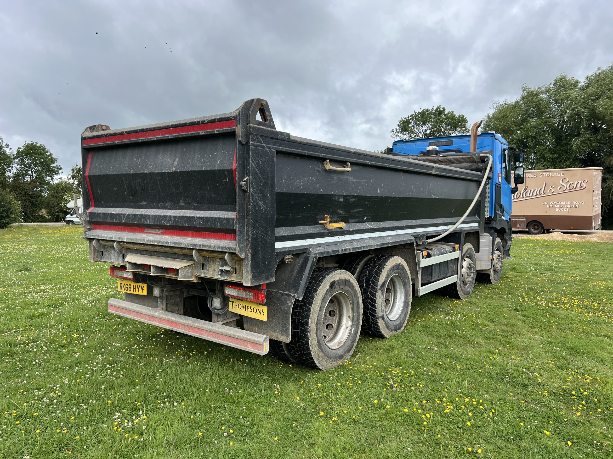 RENAULT C430 TIPPER - used trucks for sale at J Hawes Ltd - view 4