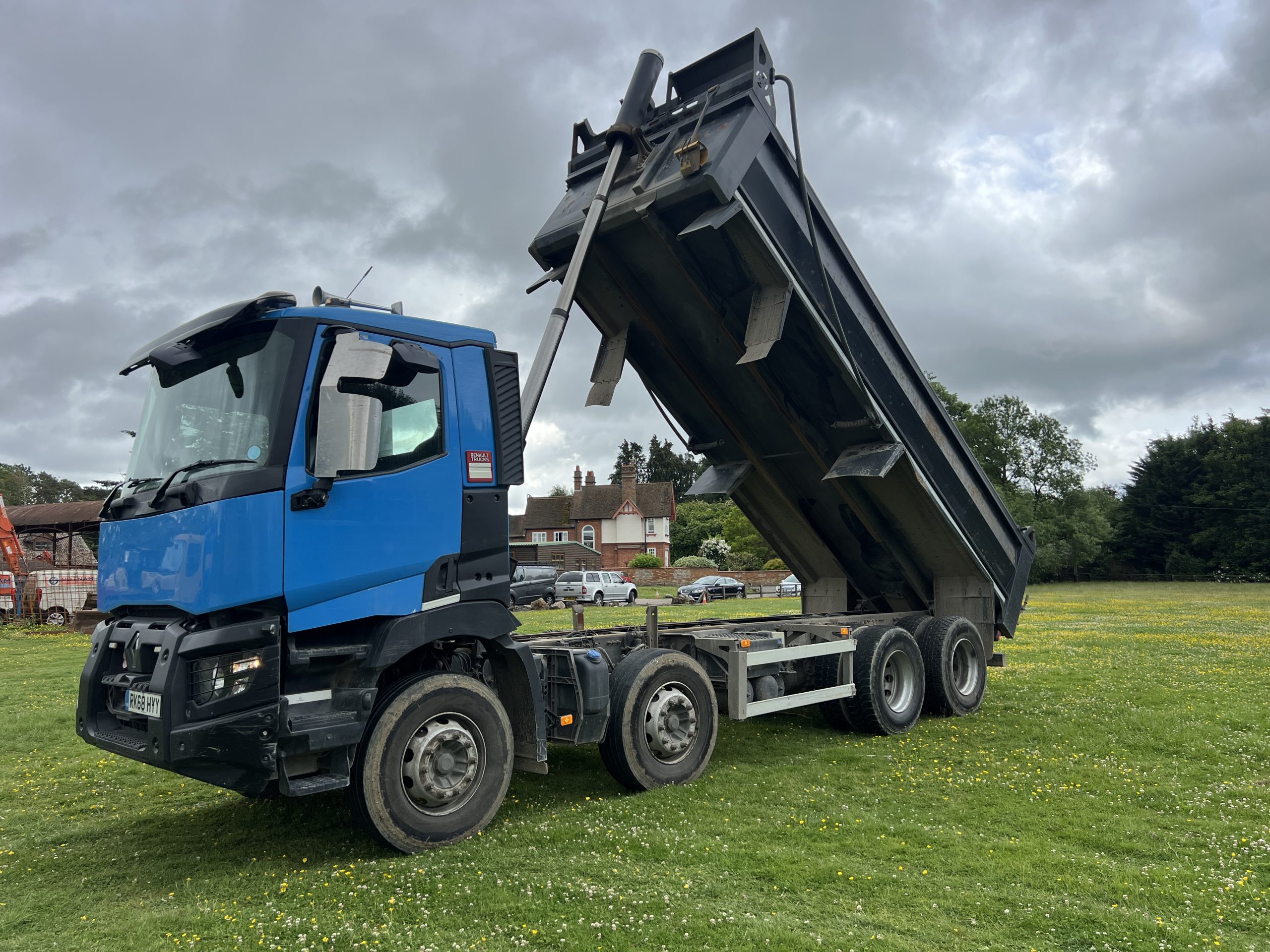 RENAULT C430 TIPPER - used trucks for sale at J Hawes Ltd