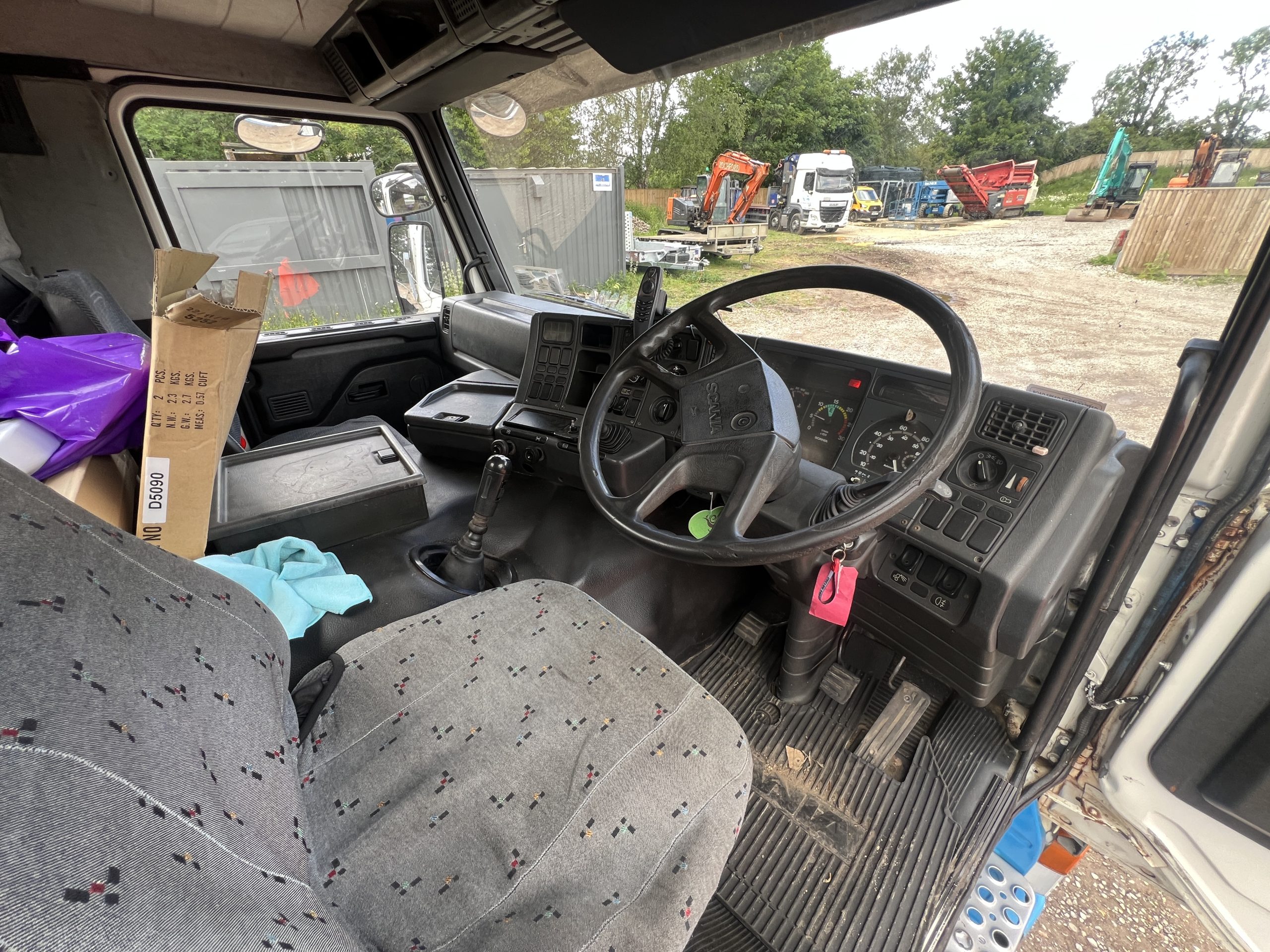 SCANIA 113M 320 1995 - used trucks for sale at J Hawes Ltd - view 12