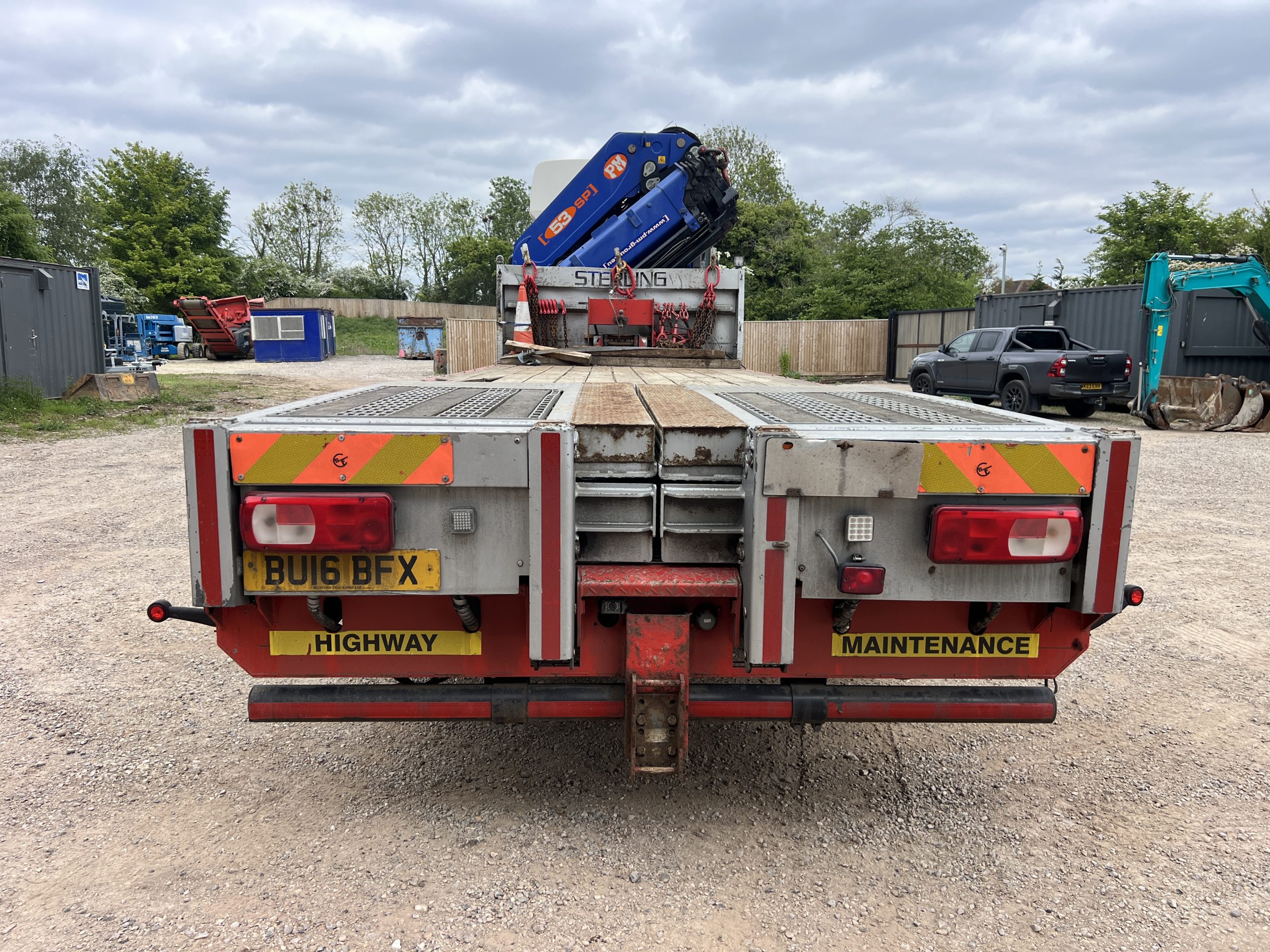 DAF CF460 CRANE LORRY 2016 - used trucks for sale at J Hawes Ltd - view 4