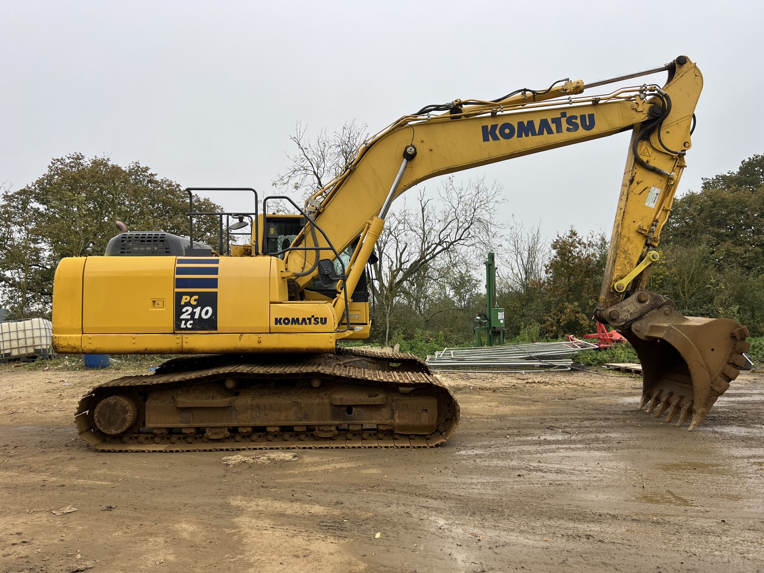 KOMATSU PC210LC-10 2016 - used plant for sale at J Hawes Ltd - view 8