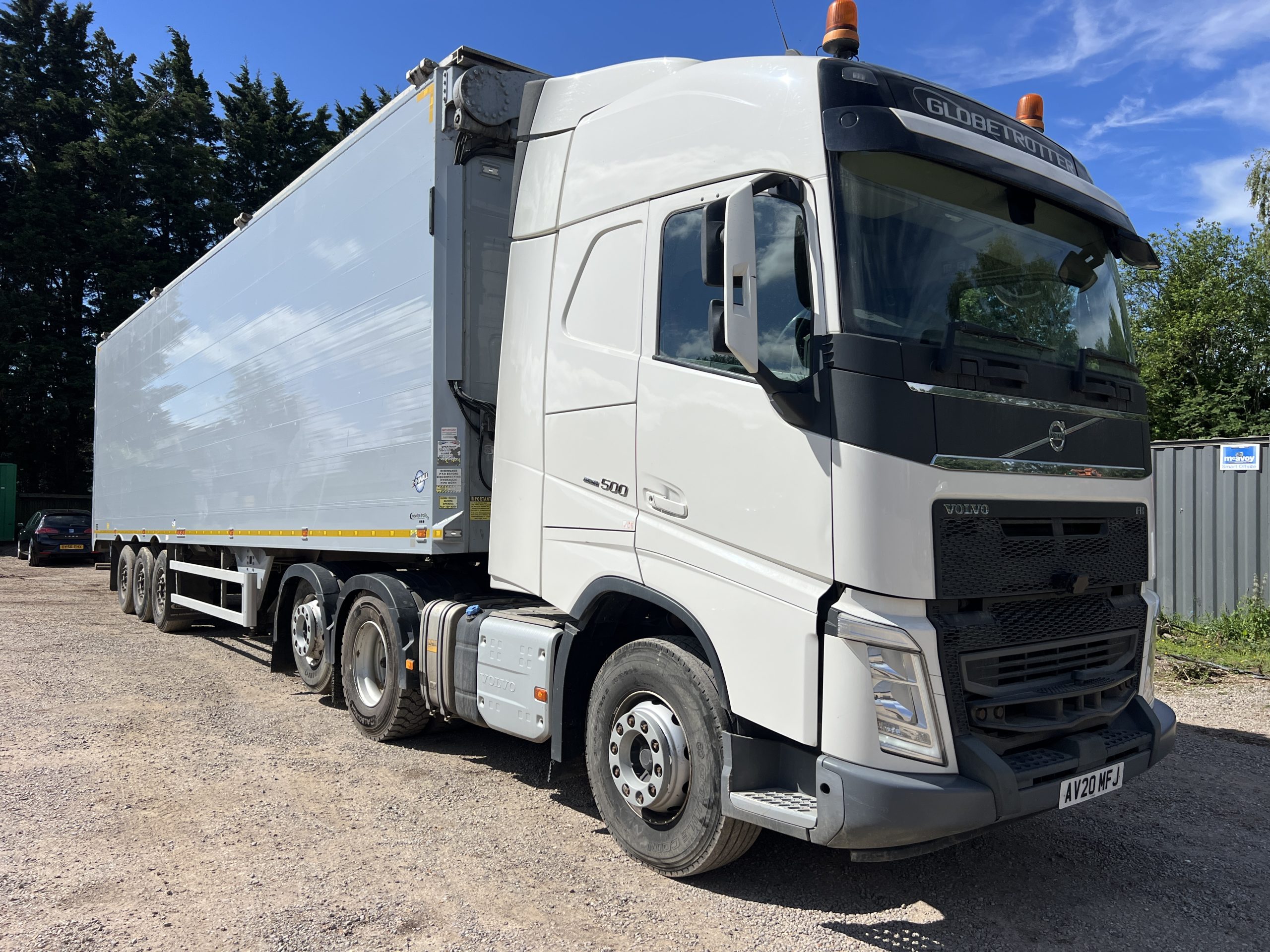 44 TON VOLVO FH500 TAG 2020 - used trucks for sale at J Hawes Ltd