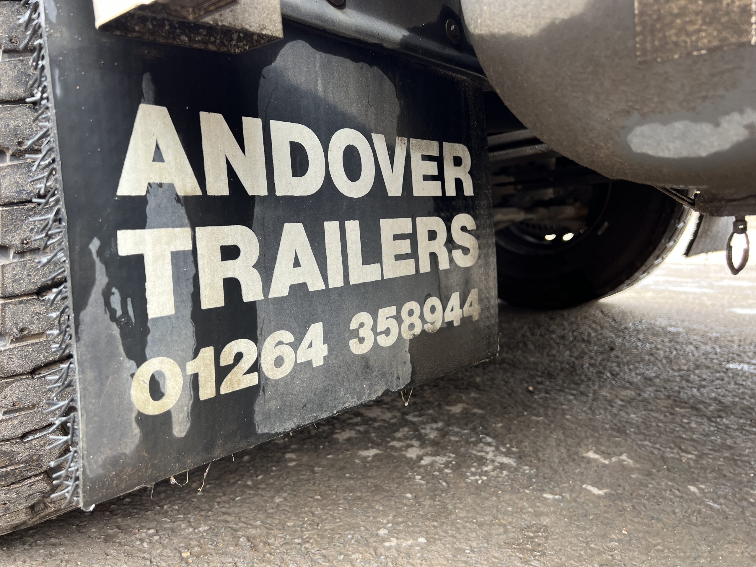 VOLVO FM420 CRANE LORRY 2015 - used trucks for sale at J Hawes Ltd - view 20