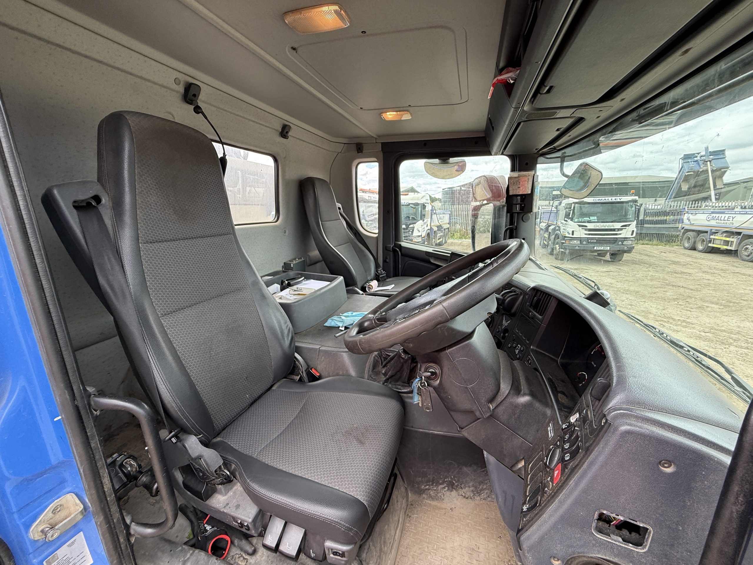 SCANIA P410 TIPPER 2018 - used trucks for sale at J Hawes Ltd - view 9