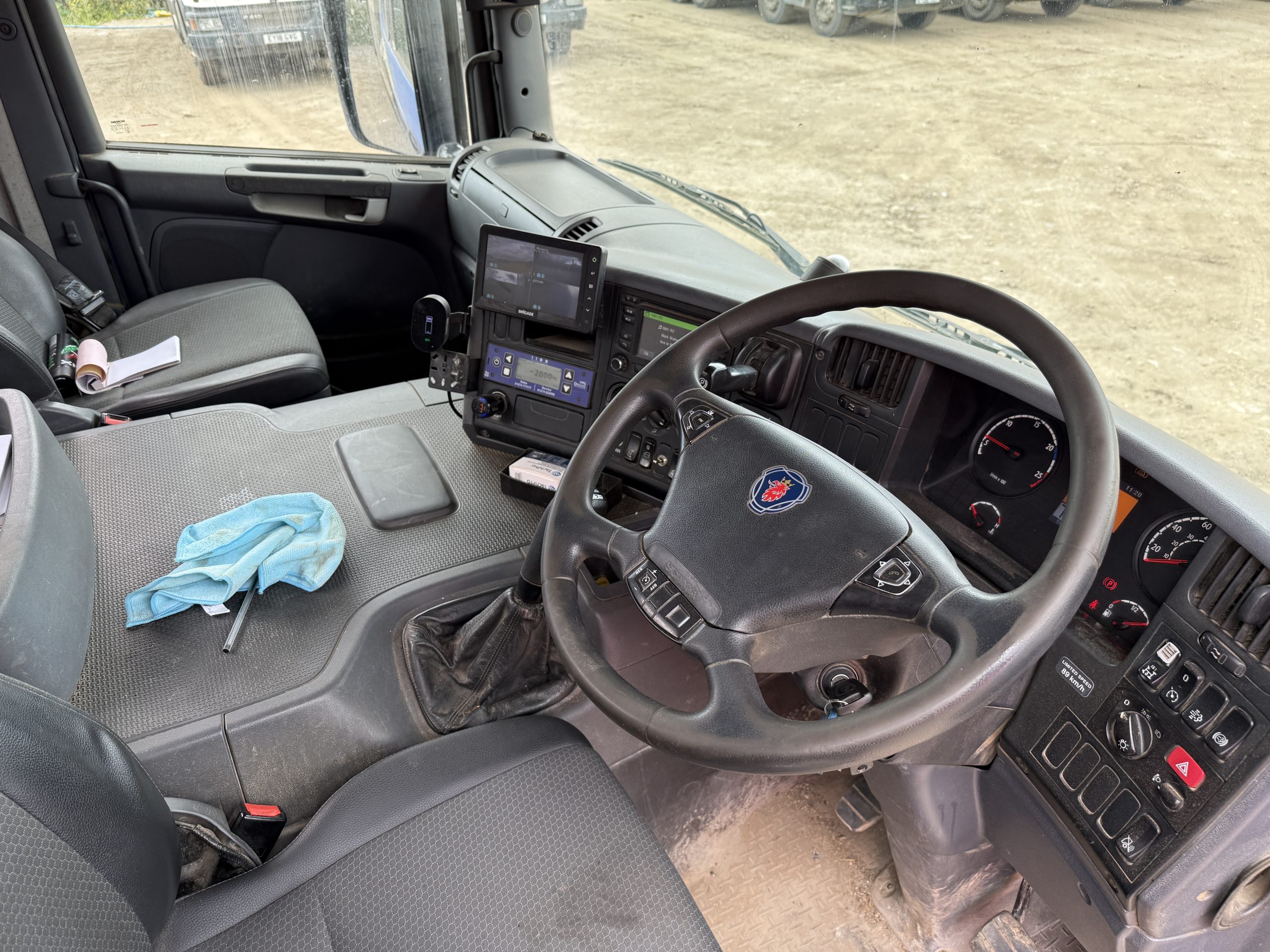 SCANIA P410 TIPPER 2018 - used trucks for sale at J Hawes Ltd - view 10