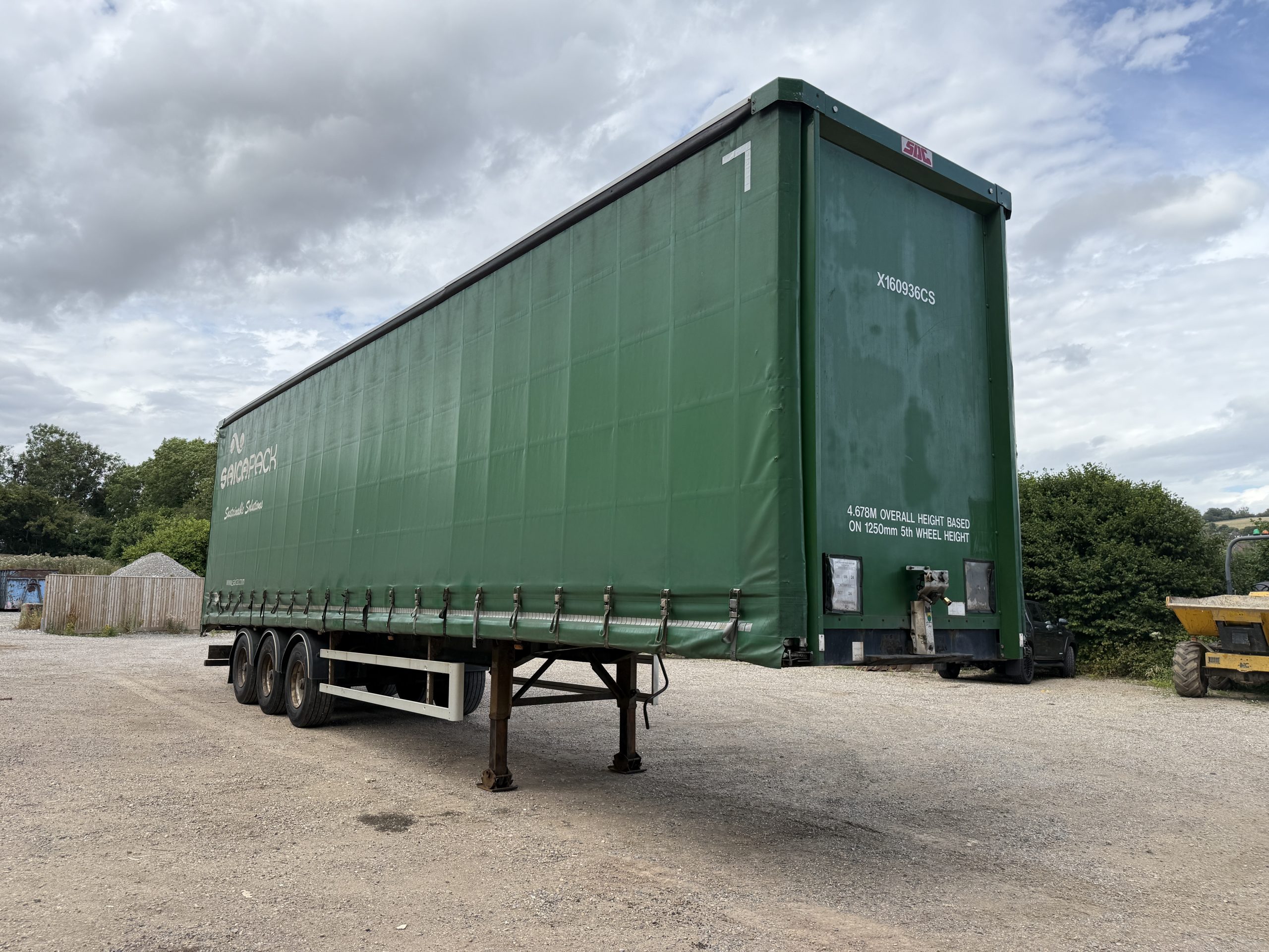 SDC CURTAINSIDER TRAILER 2016 - used trucks for sale at J Hawes Ltd - view 2