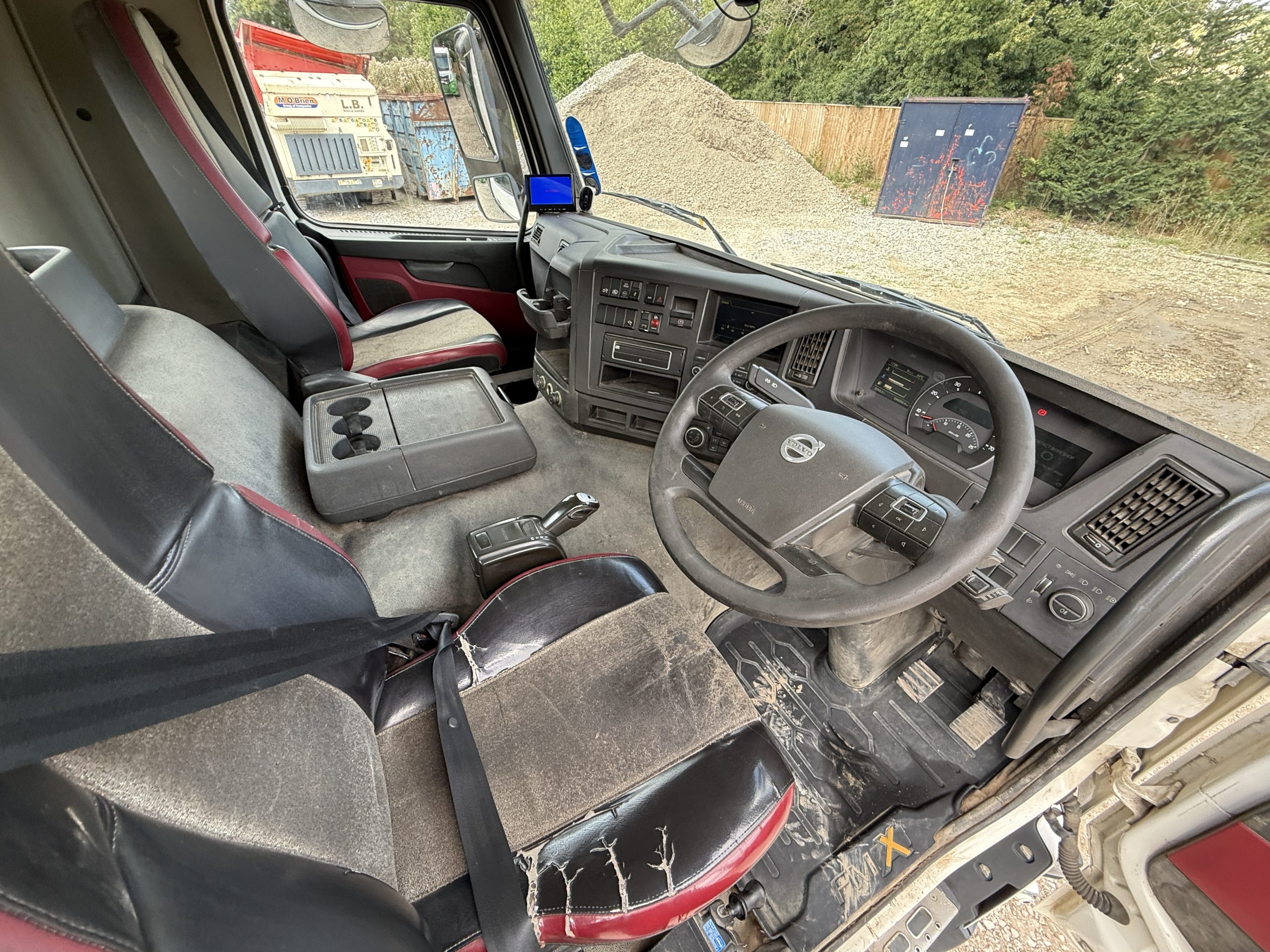 VOLVO FMX410 TIPPER 2014 - used trucks for sale at J Hawes Ltd - view 10