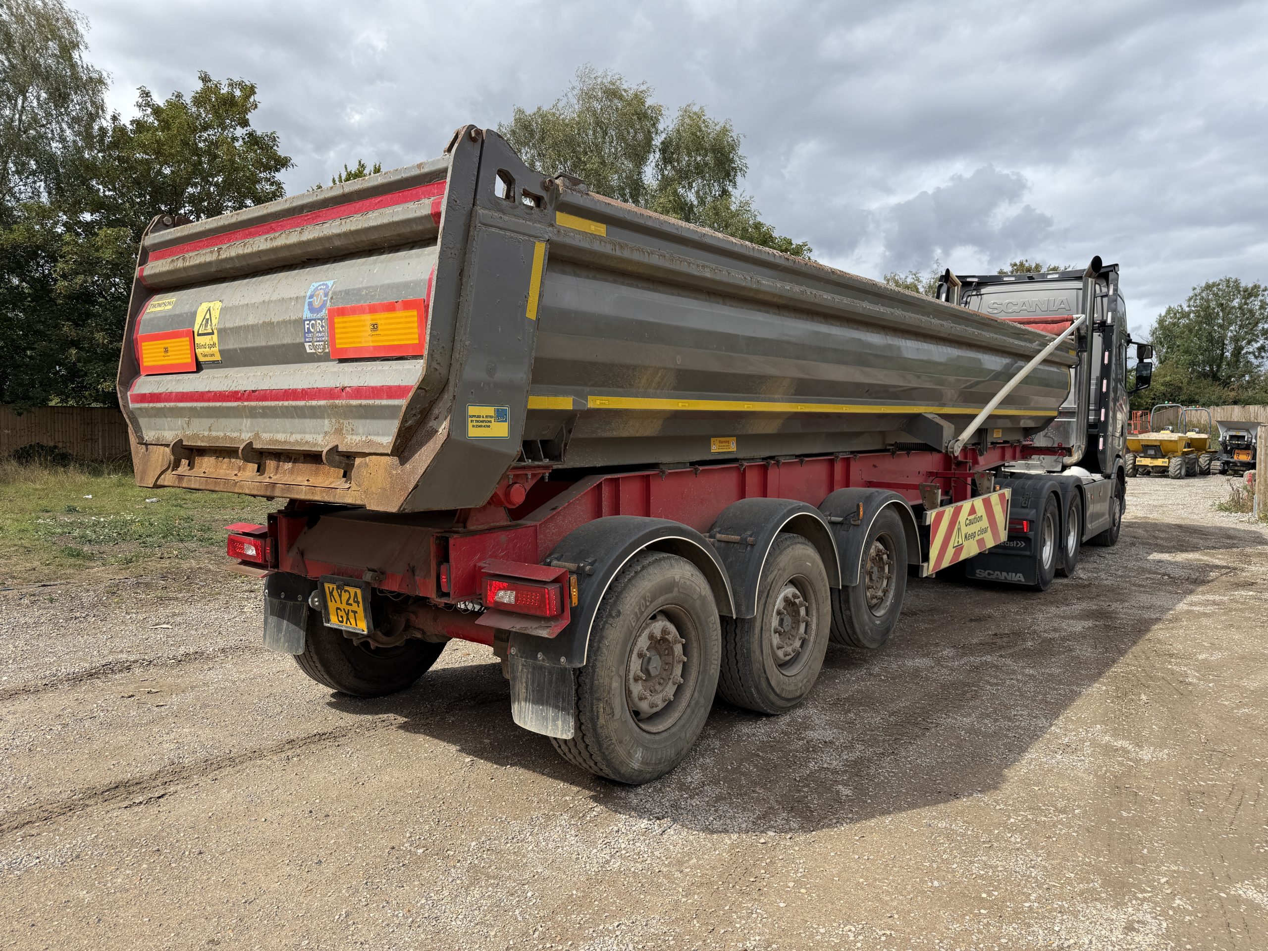 THOMPSON TIPPING TRAILER 2007 - used trucks for sale at J Hawes Ltd - view 4