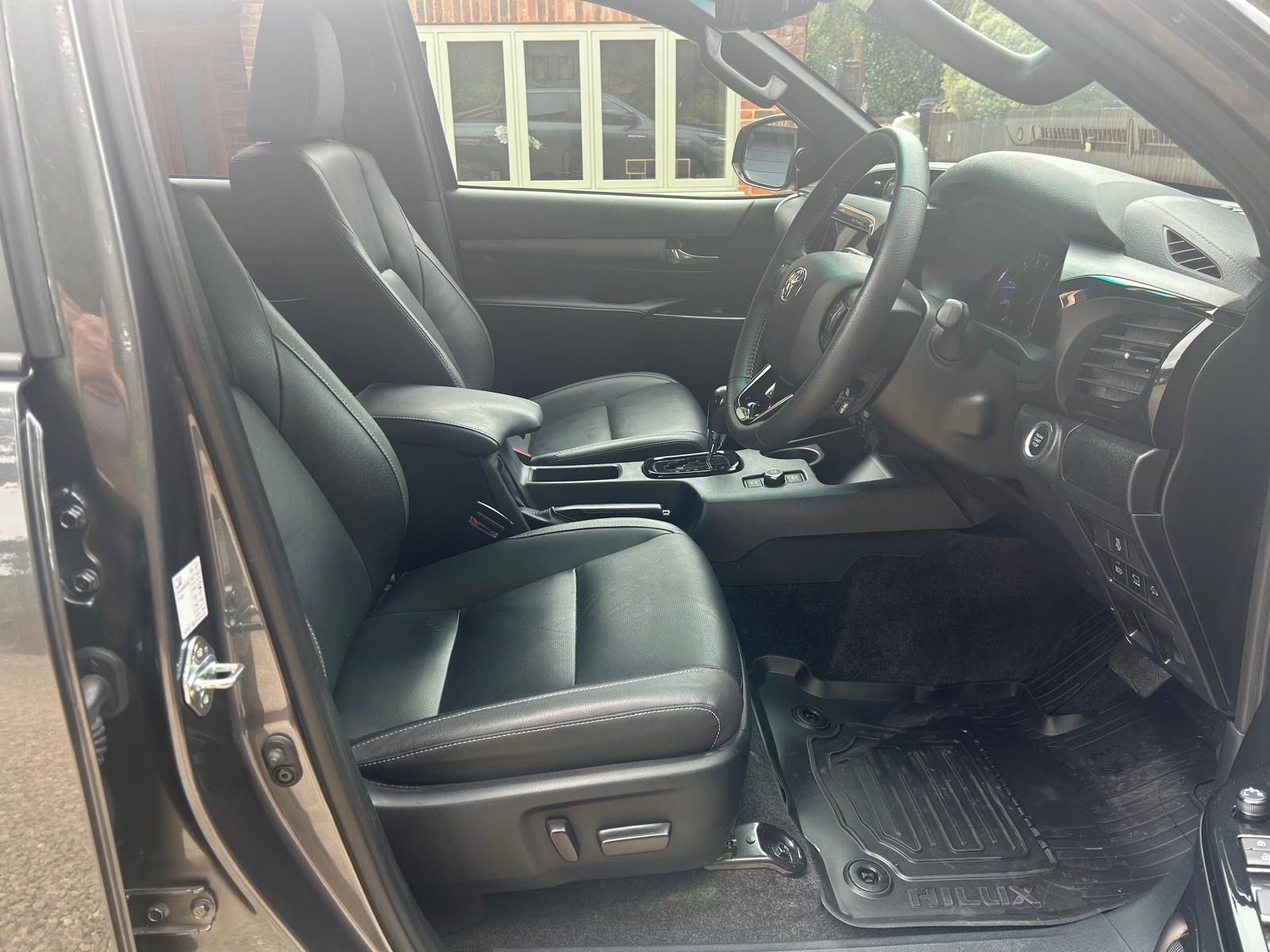 TOYOTA HILUX INVINCIBLE X - used trucks for sale at J Hawes Ltd - view 16