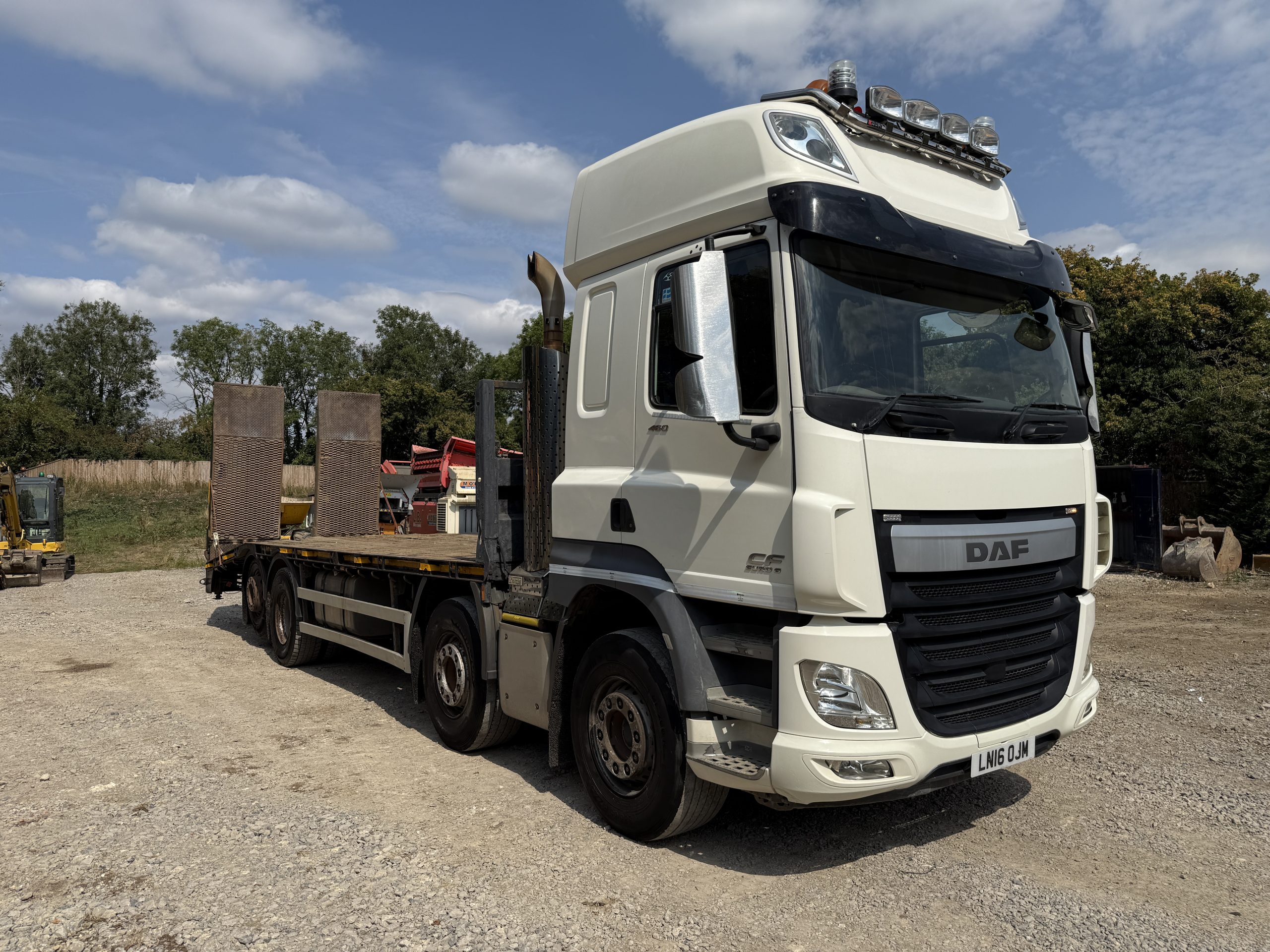 DAF CF460 BEAVERTAIL 2016 - used trucks for sale at J Hawes Ltd