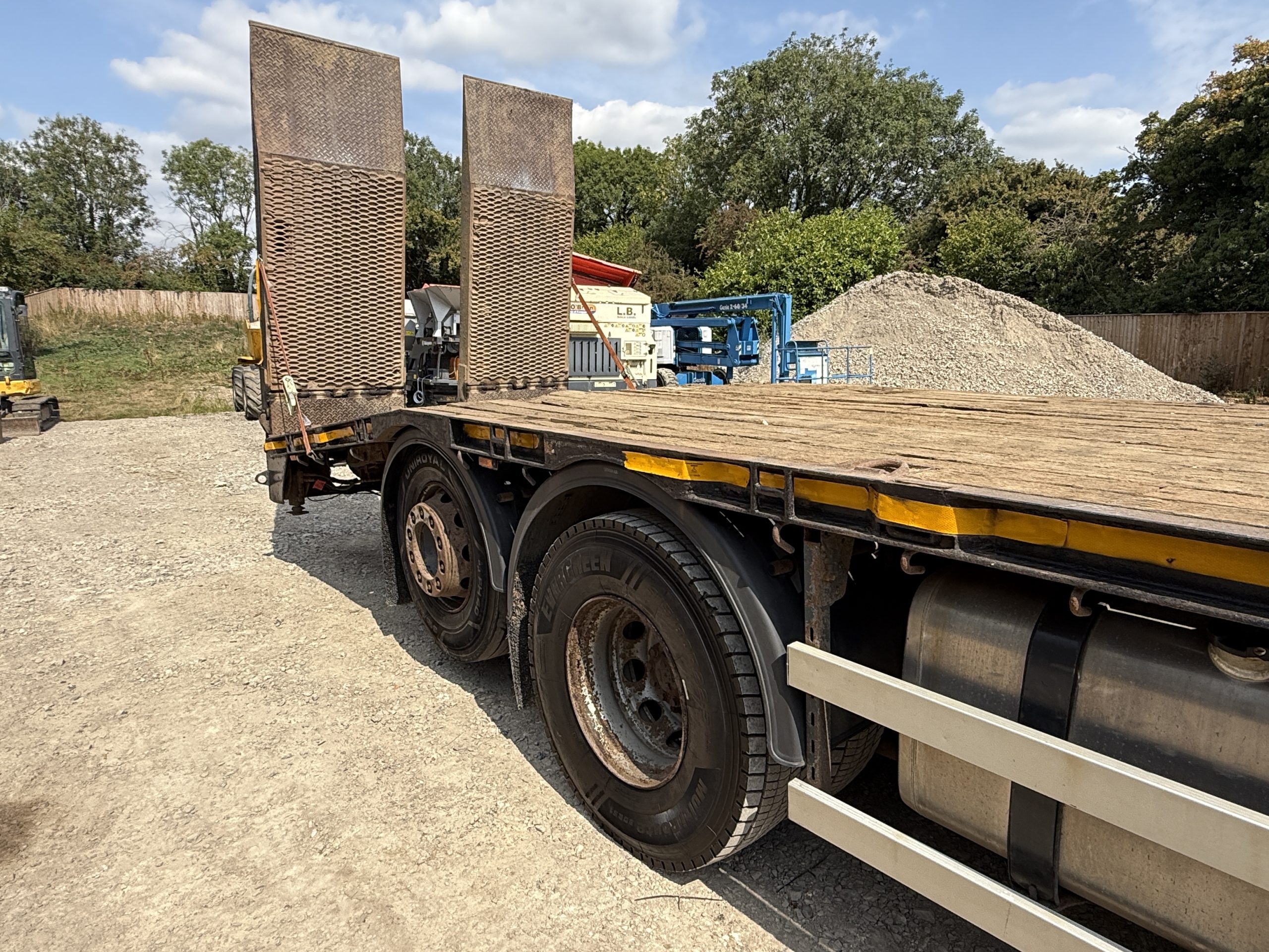 DAF CF460 BEAVERTAIL 2016 - used trucks for sale at J Hawes Ltd - view 11