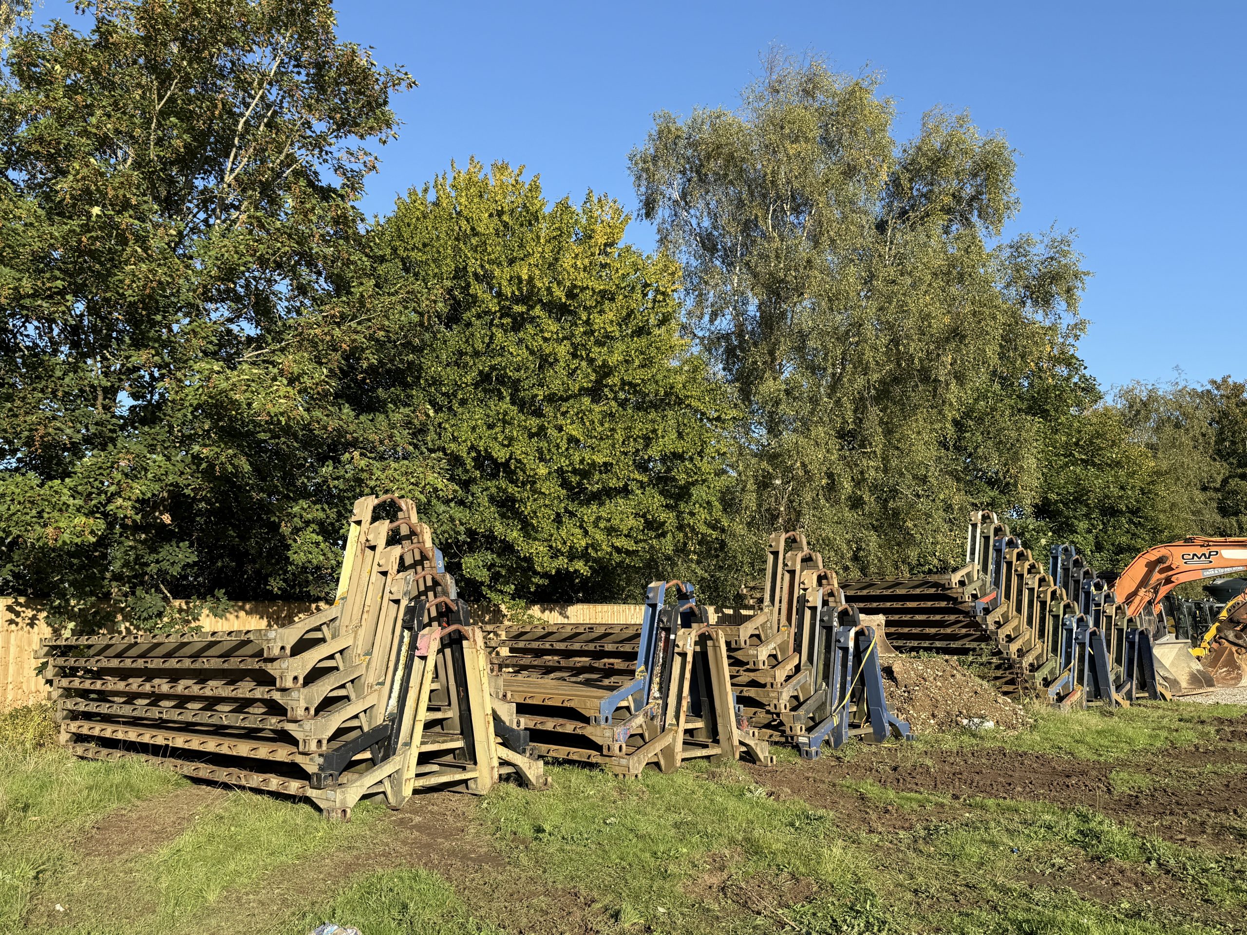 FLATBED HOOK BODIES - used attachments & accessories for sale at J Hawes Ltd