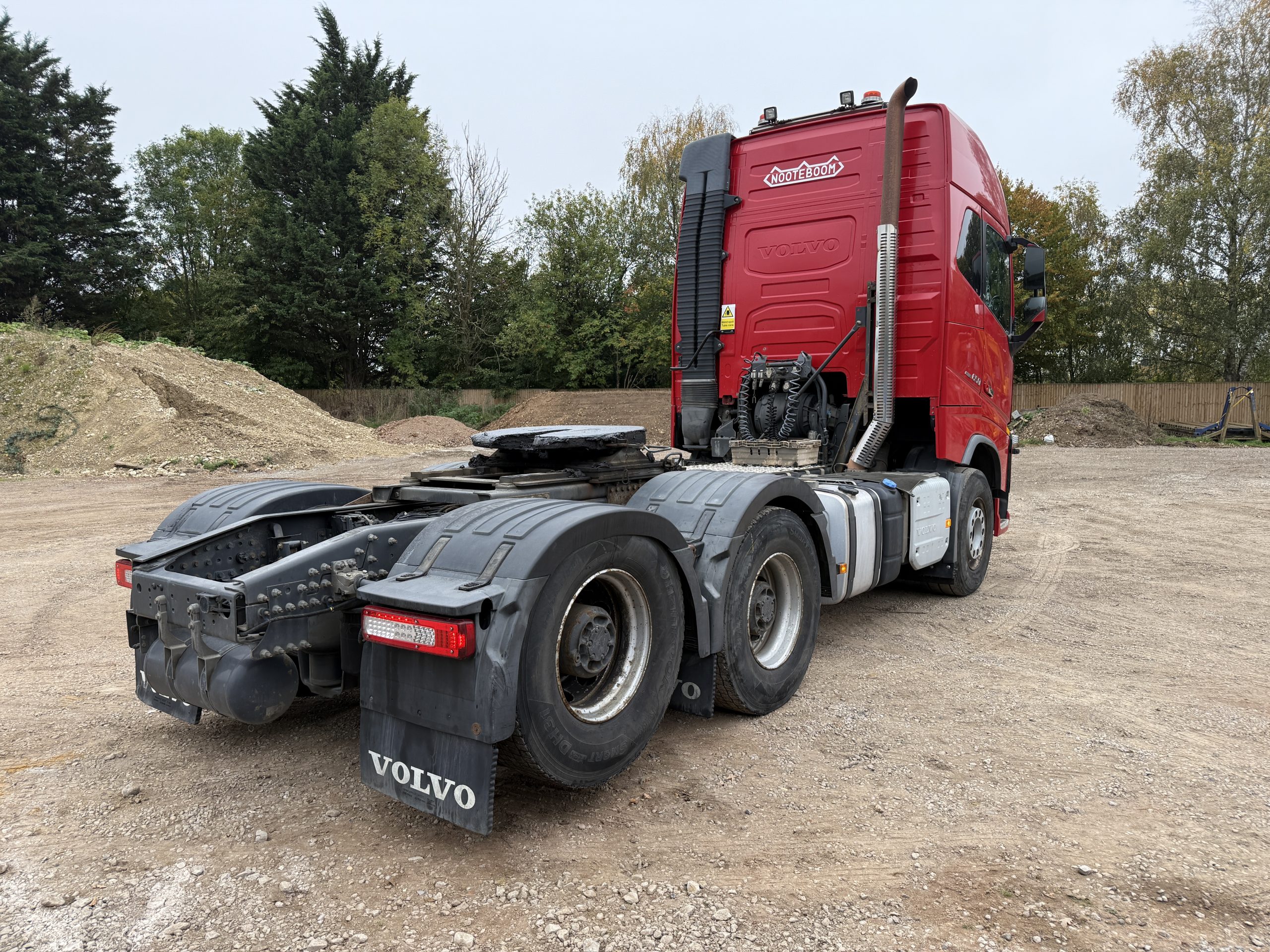 120T VOLVO FH16 650 2017 - used trucks for sale at J Hawes Ltd - view 3