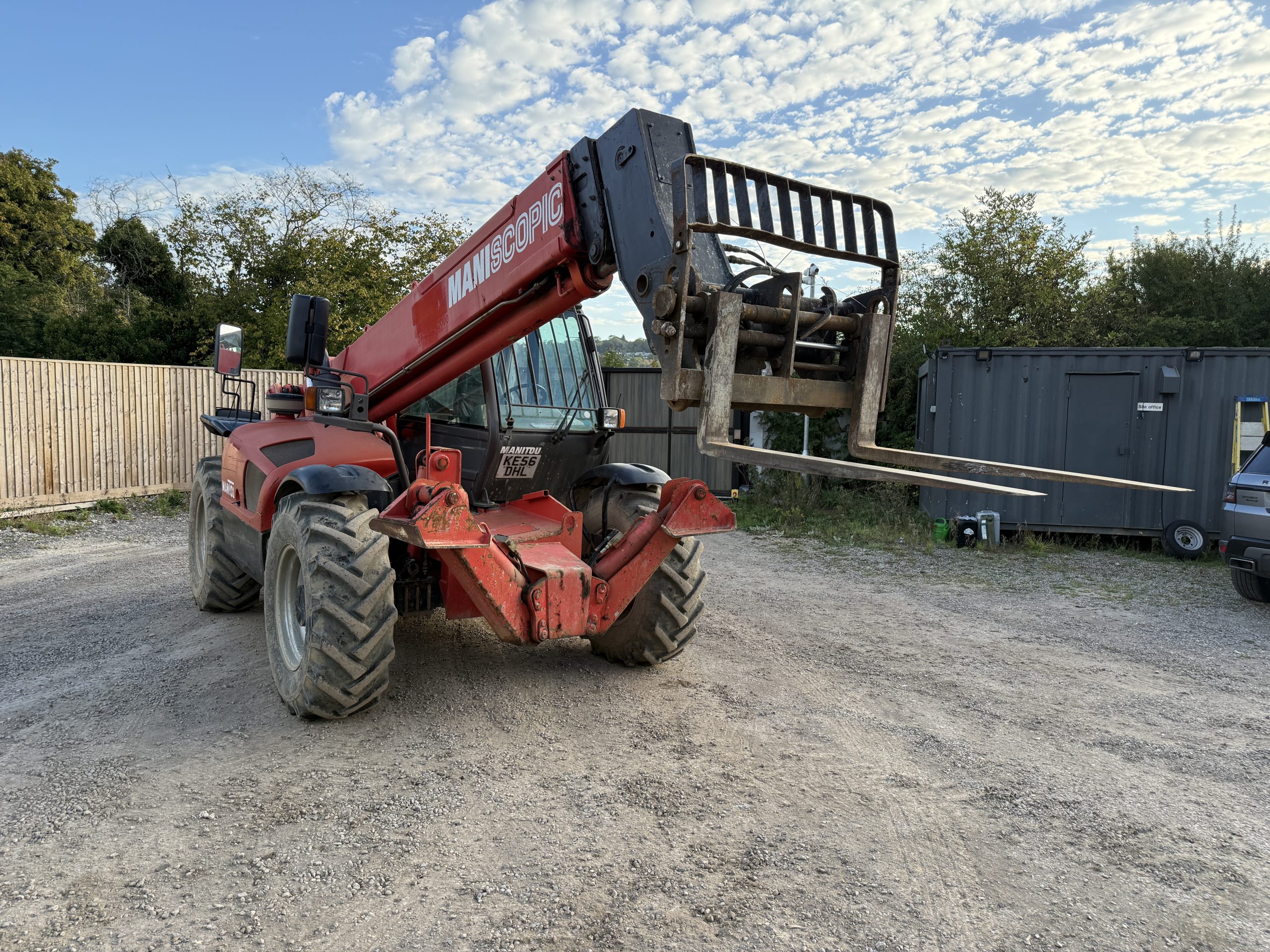 MANITOU MT1435 2006 - used plant for sale at J Hawes Ltd - view 3