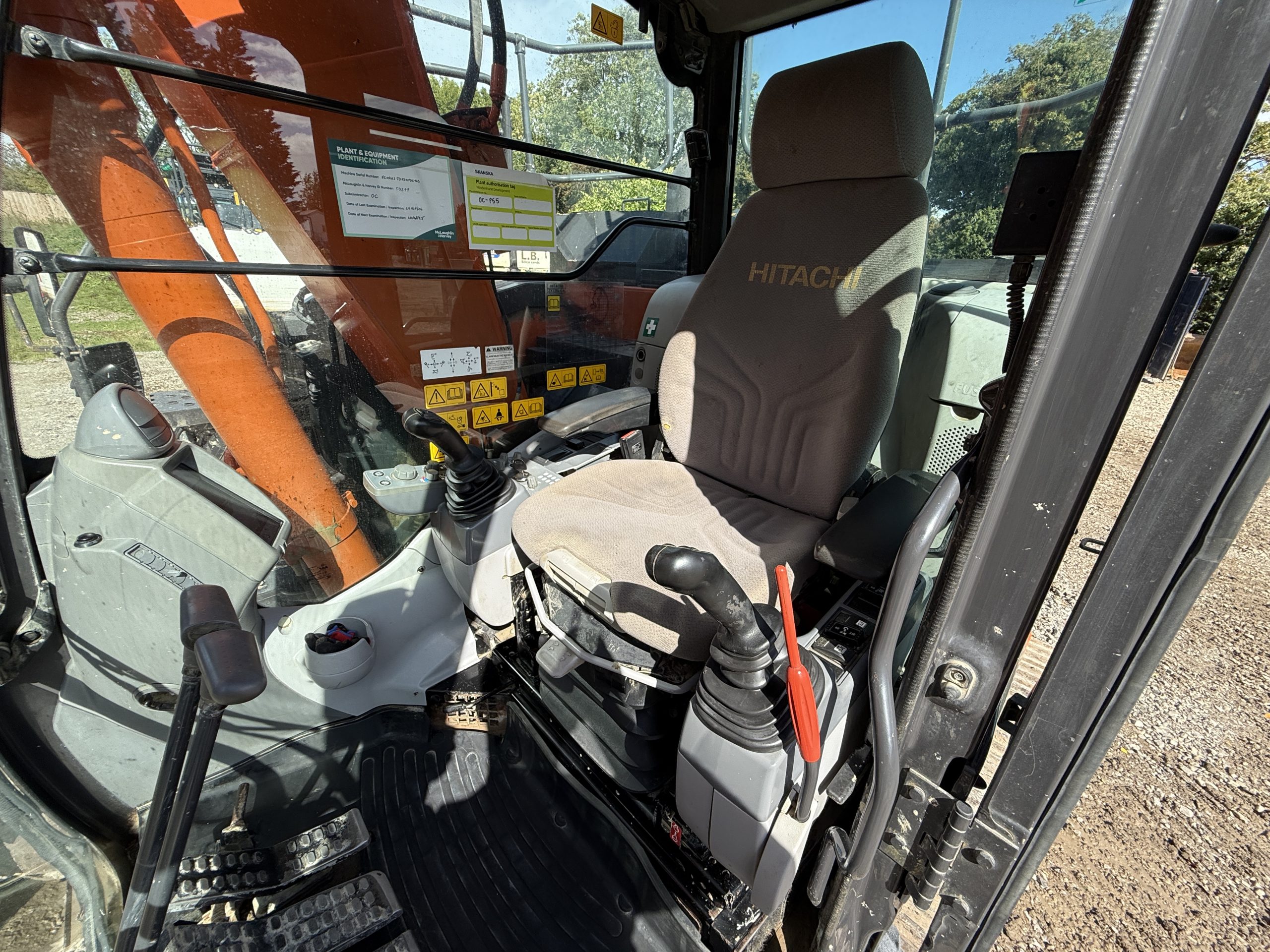 HITACHI ZX135US-6 - used plant for sale at J Hawes Ltd - view 18