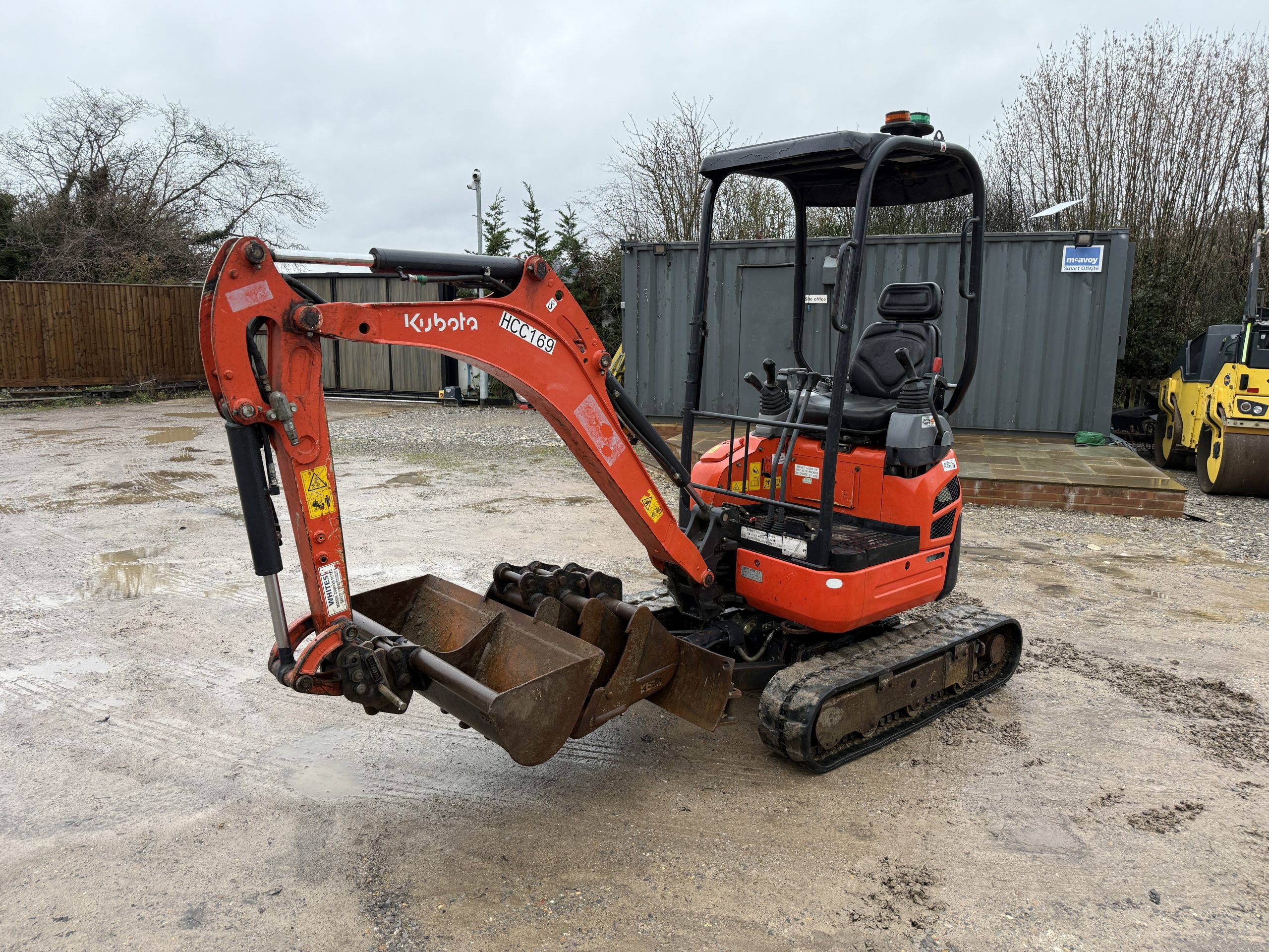 KUBOTA U17-3 - used plant for sale at J Hawes Ltd - view 3
