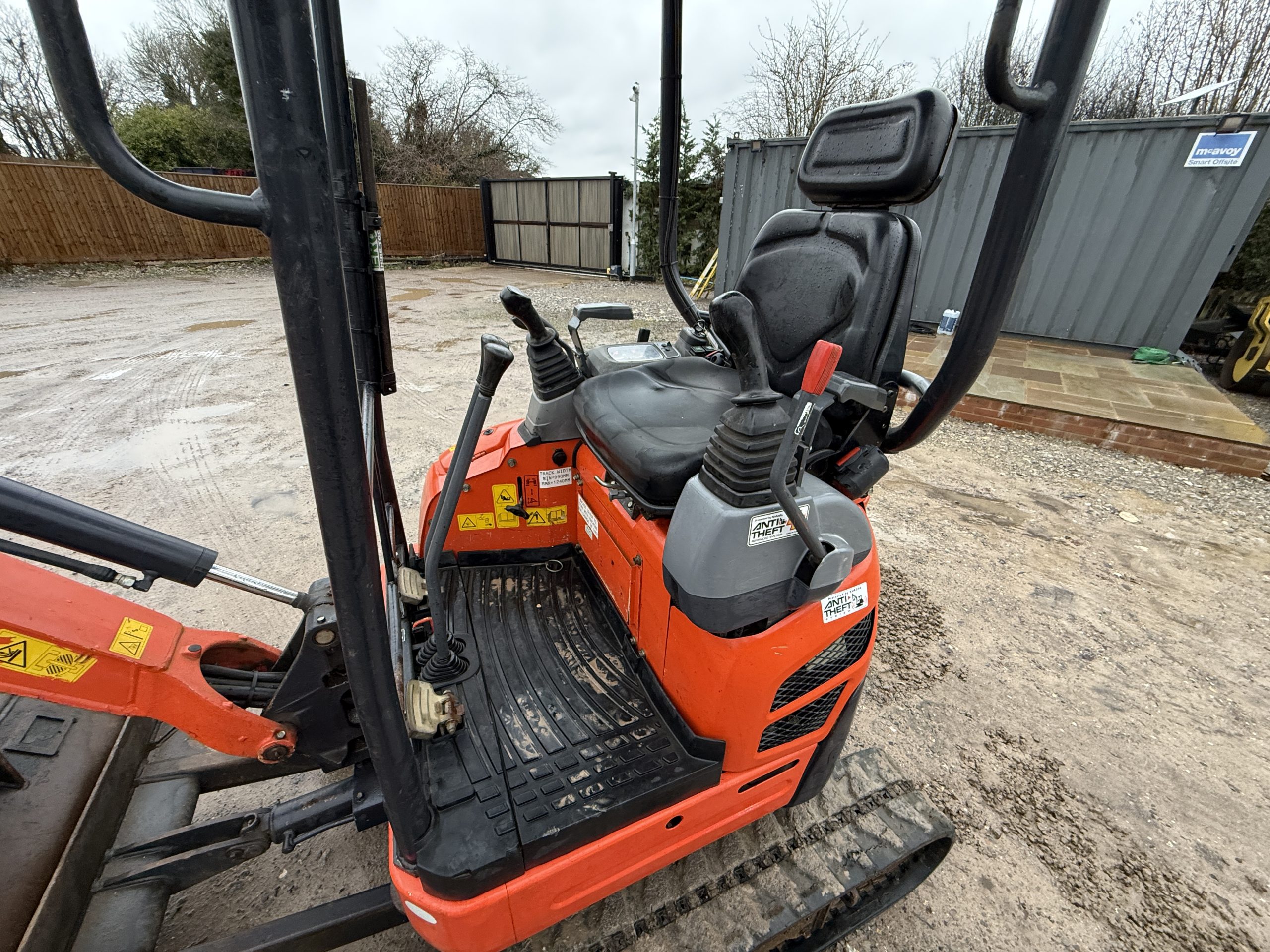 KUBOTA U17-3 - used plant for sale at J Hawes Ltd - view 8
