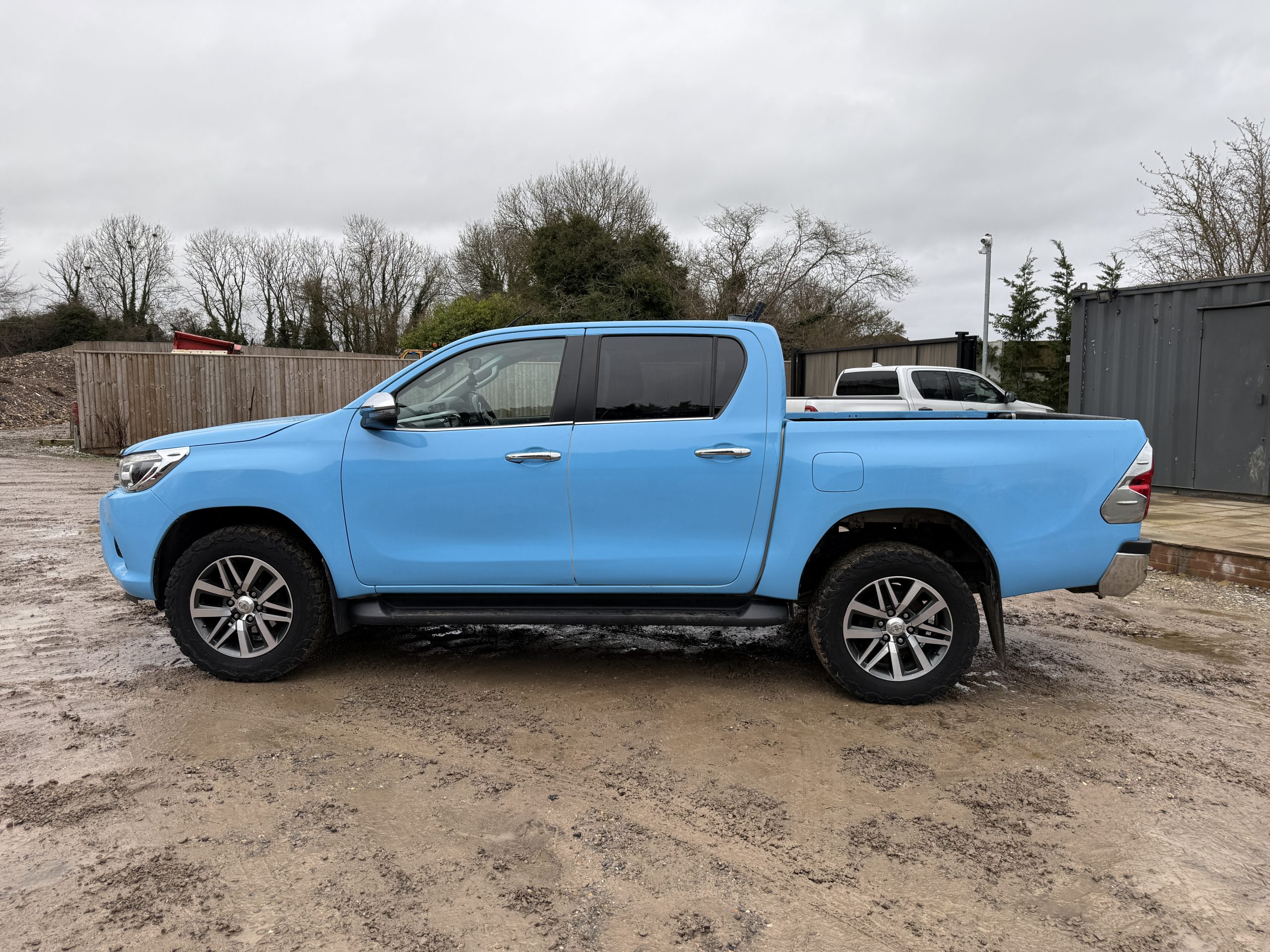 TOYOTA HILUX 2018 - used trucks for sale at J Hawes Ltd - view 6