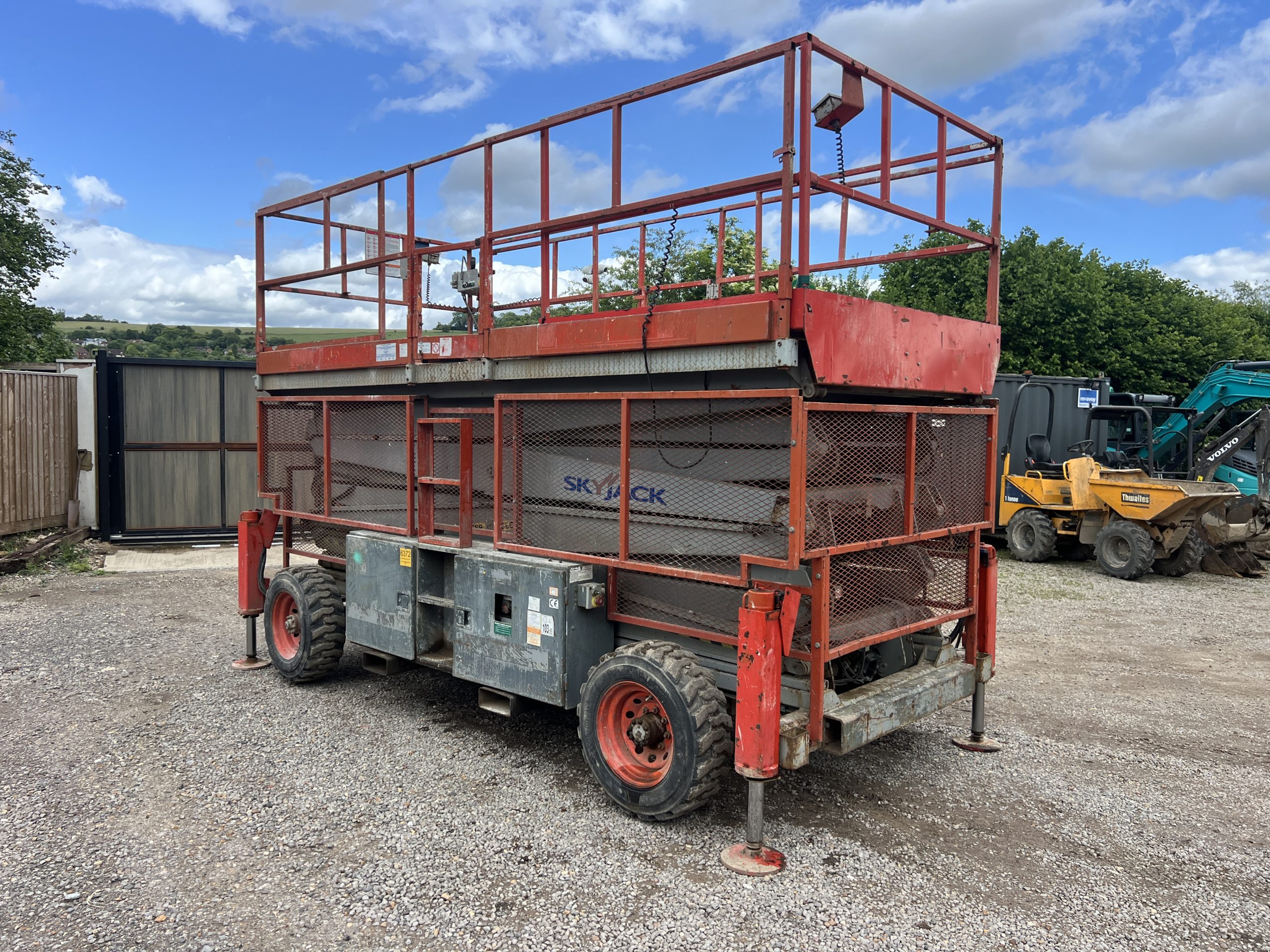 SKYJACK SJ9250 ROUGH TERRAIN SCISSOR 2008 - used plant for sale at J Hawes Ltd - view 2