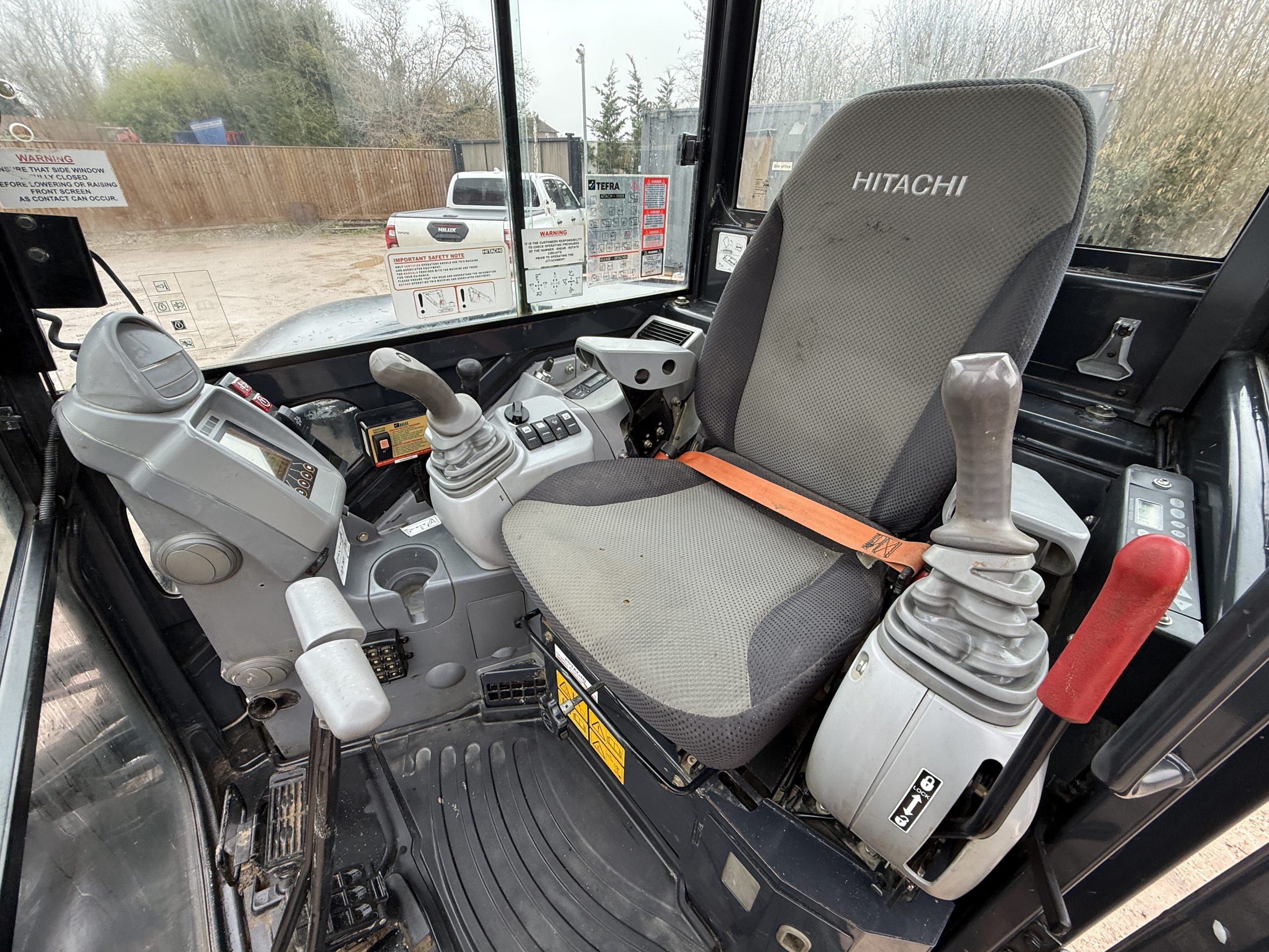 HITACHI ZX65USB-6 2020 - used plant for sale at J Hawes Ltd - view 11